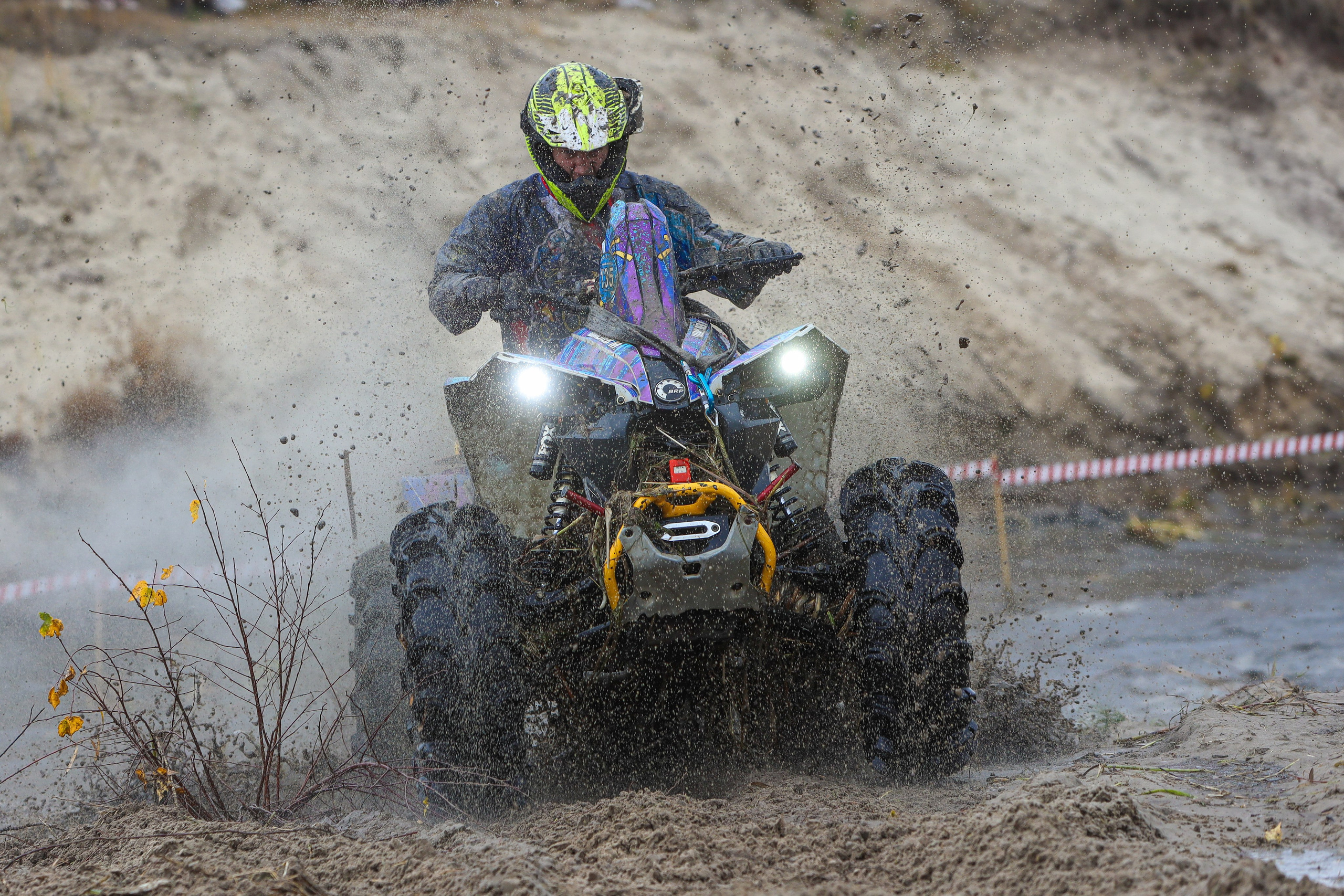 Гонки на квадроциклах Грязевое кольцо. Спортивный фотограф в Самаре