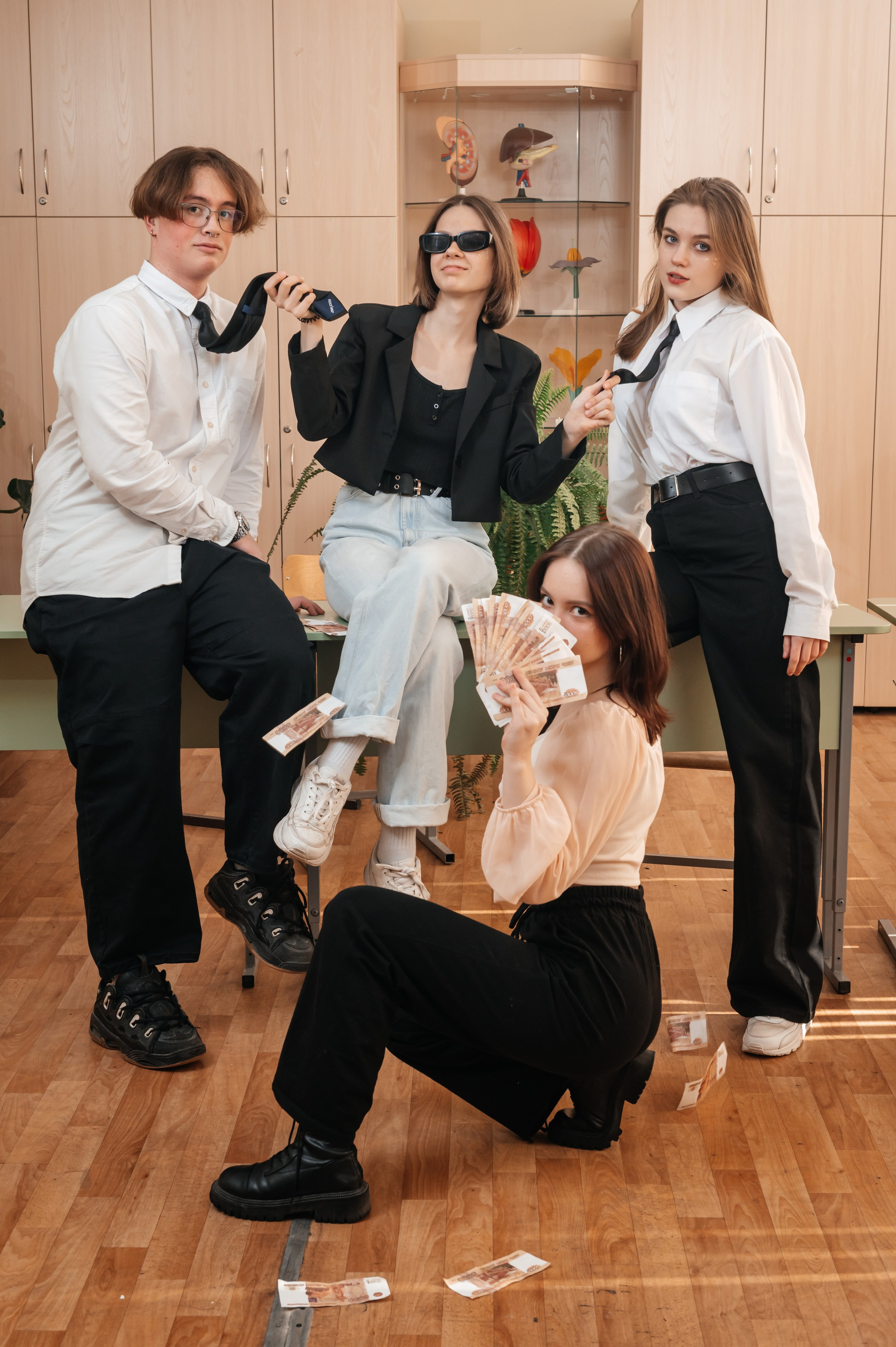 Старшие классы. Современные выпускные альбомы в Новосибирске