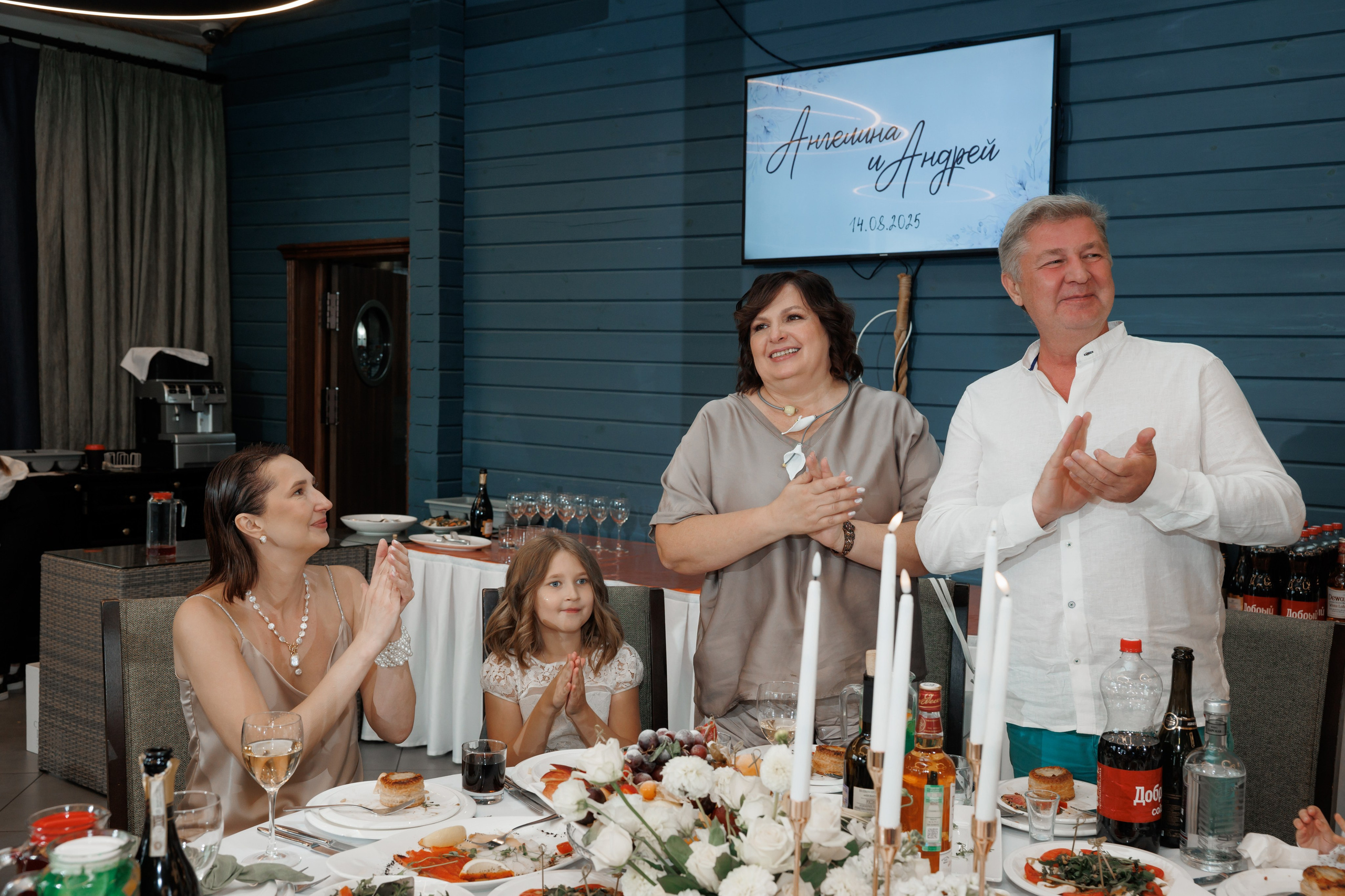 Регистрация в отеле Fish Point, ЗАГС Бутово, прогулка в Остафьево. Свадебный и репортажный фотограф (Москва, Королев и другие)