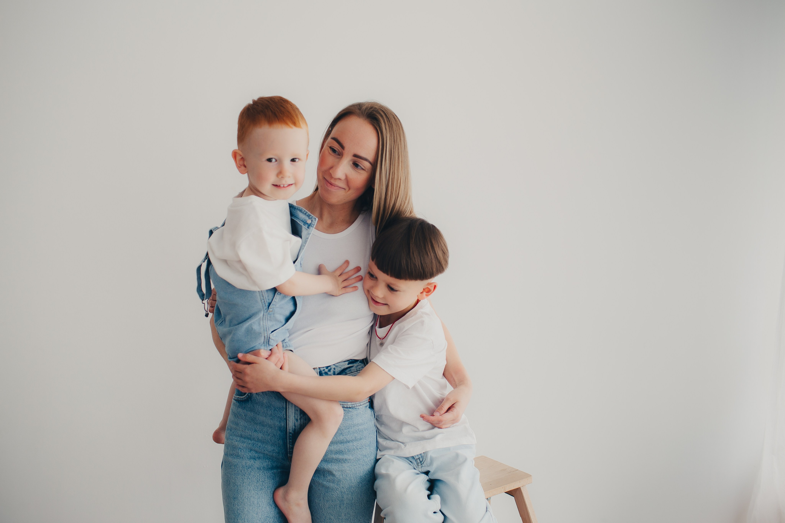 Семейная фотосессия в студии. Фотограф Евгения Мальцева, Архангельск