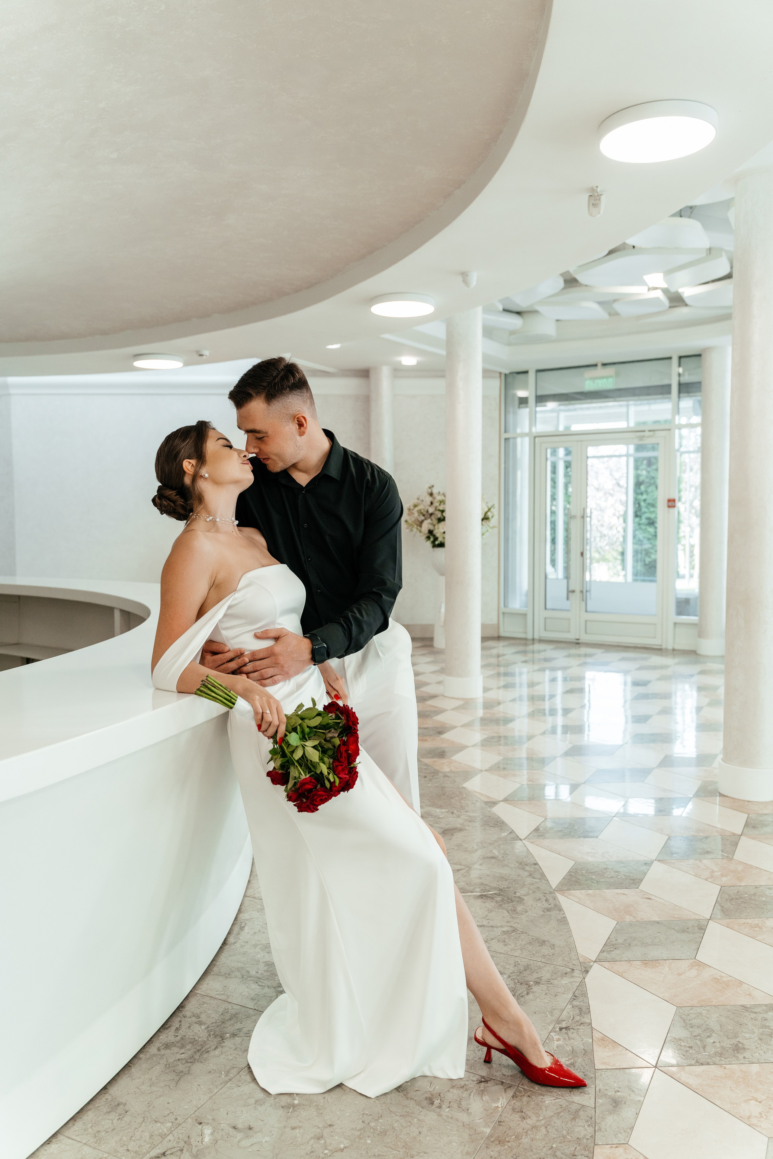 К | В. Свадебный и семейный фотограф в Новосибирске Светлана Варутина