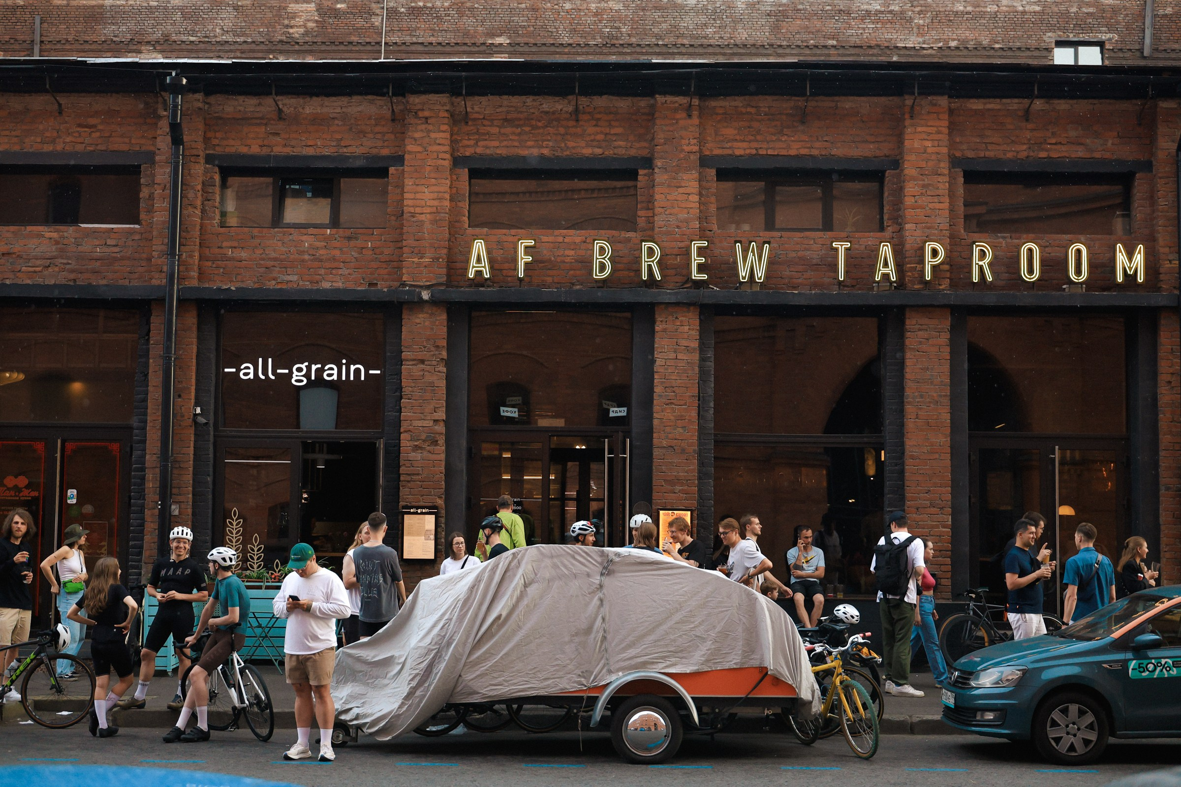 /РЕПОРТАЖ/ Открытие вело сезона VETER.CC SPB. 2024. Свадебный фотограф Великий Новгород Станислав Кособудский