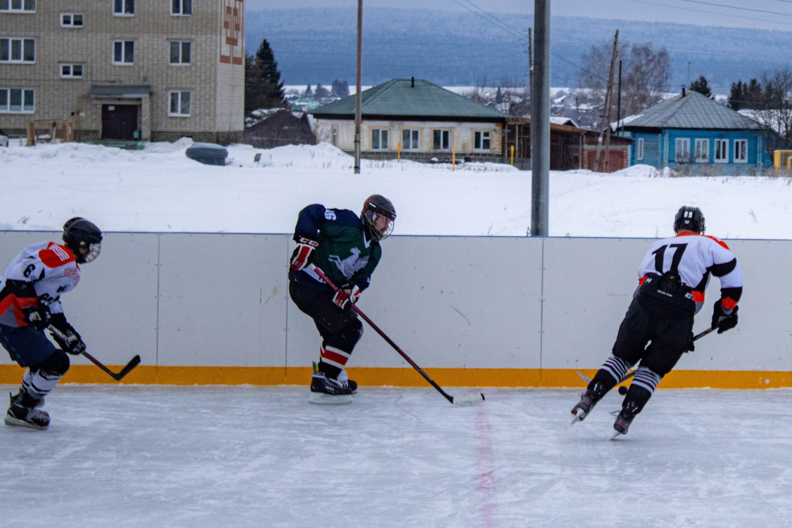 Хоккей г.п Атиг-г.Нижние Серги