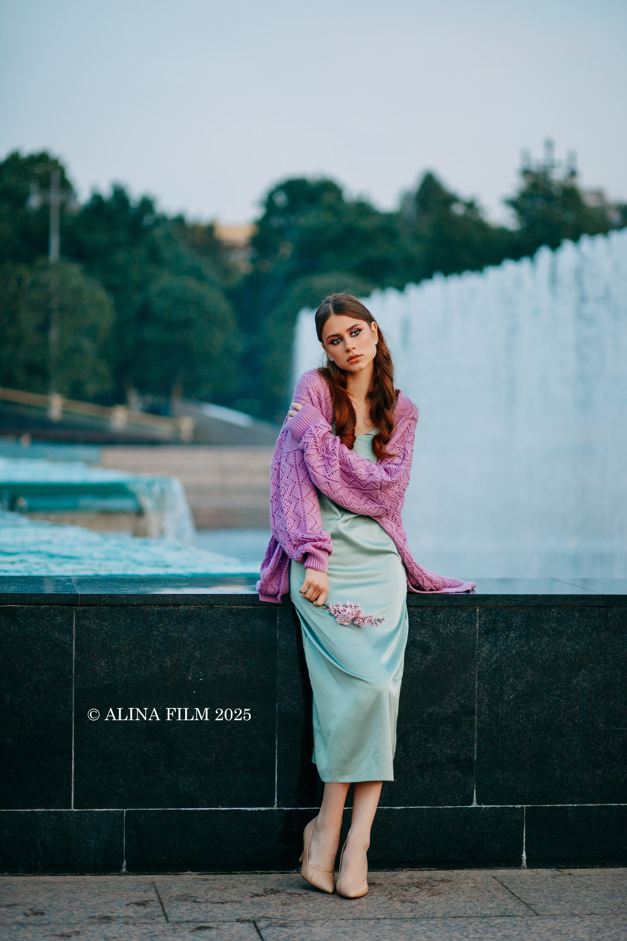 Фотосессия в сирени в Санкт-Петербурге. Фотограф в Санкт-Петербурге Alina Film