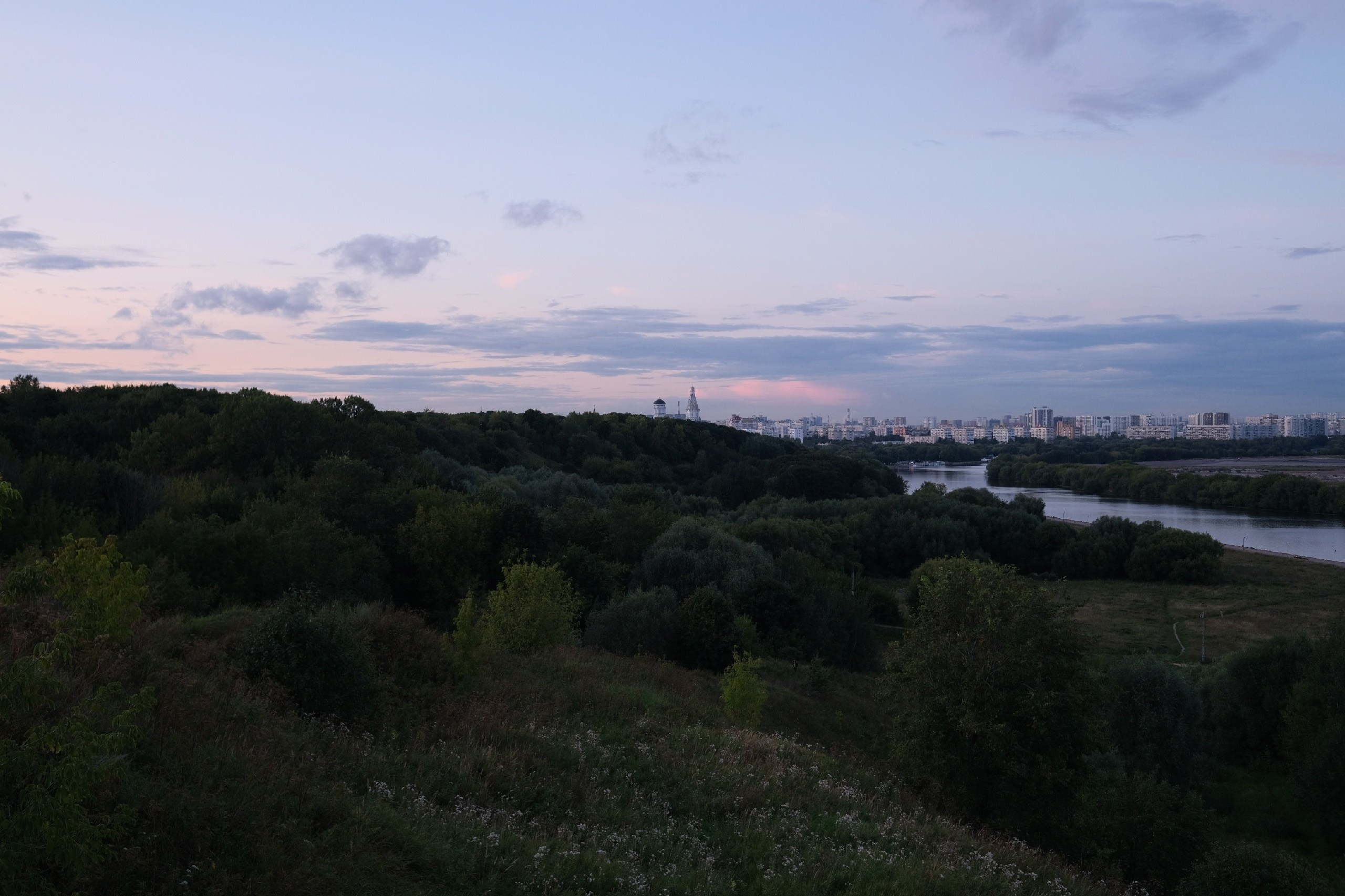 Вечером в Коломенском. Фотограф в Москве Максим Скоробогатов