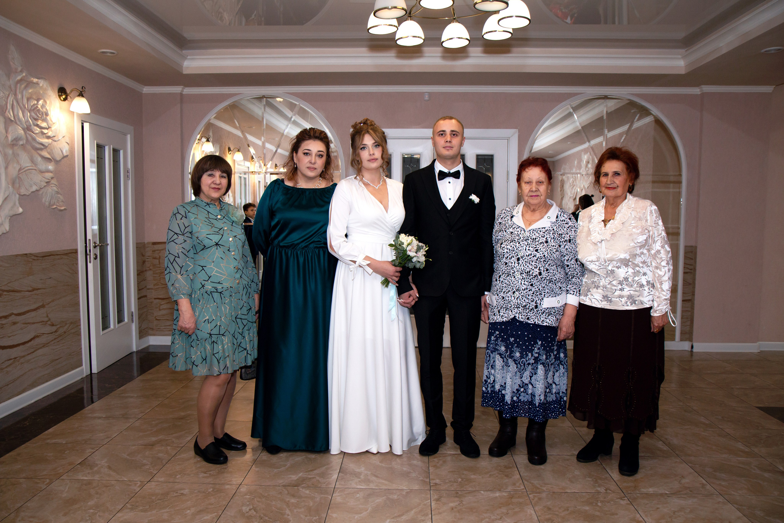 Свадебная фотосессия. Шелехов. Фотограф в Шелехове, лучшие выпускные альбомы в Шелехове