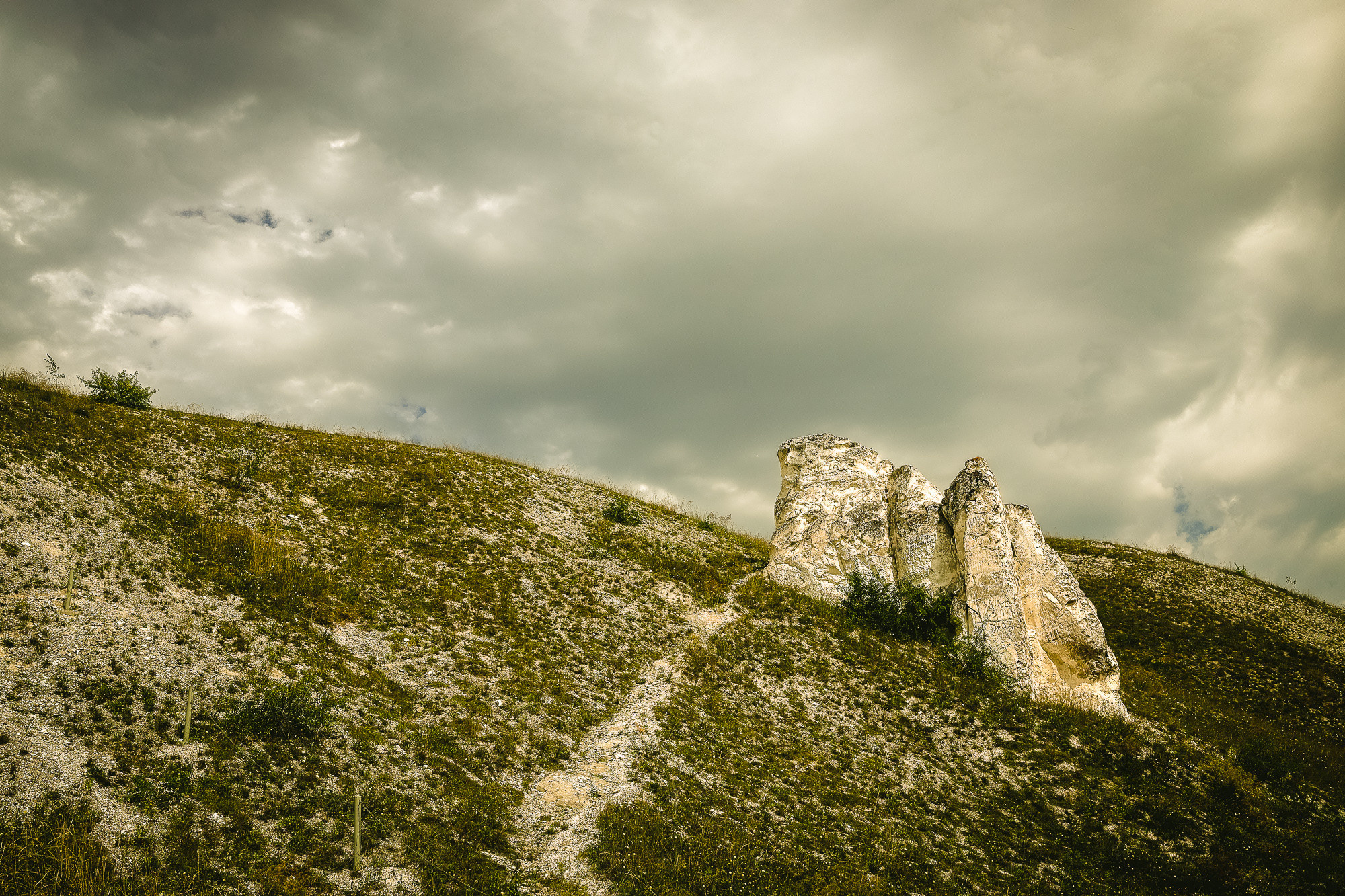 Часть скального образования Малые дивы