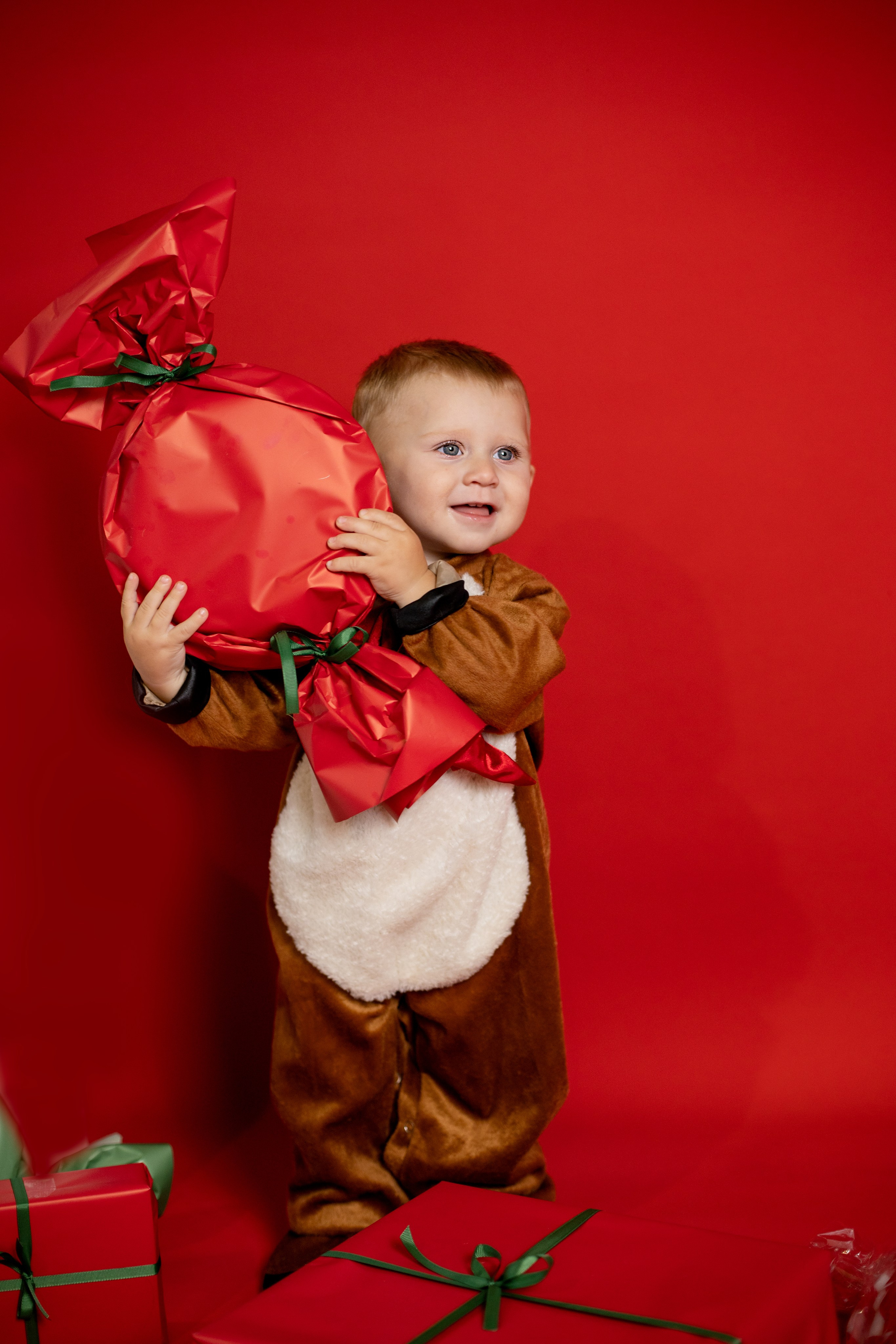 Портретный фотограф Ивона. Фотостудия во Всеволожске. Подходит для всех творческих проектов