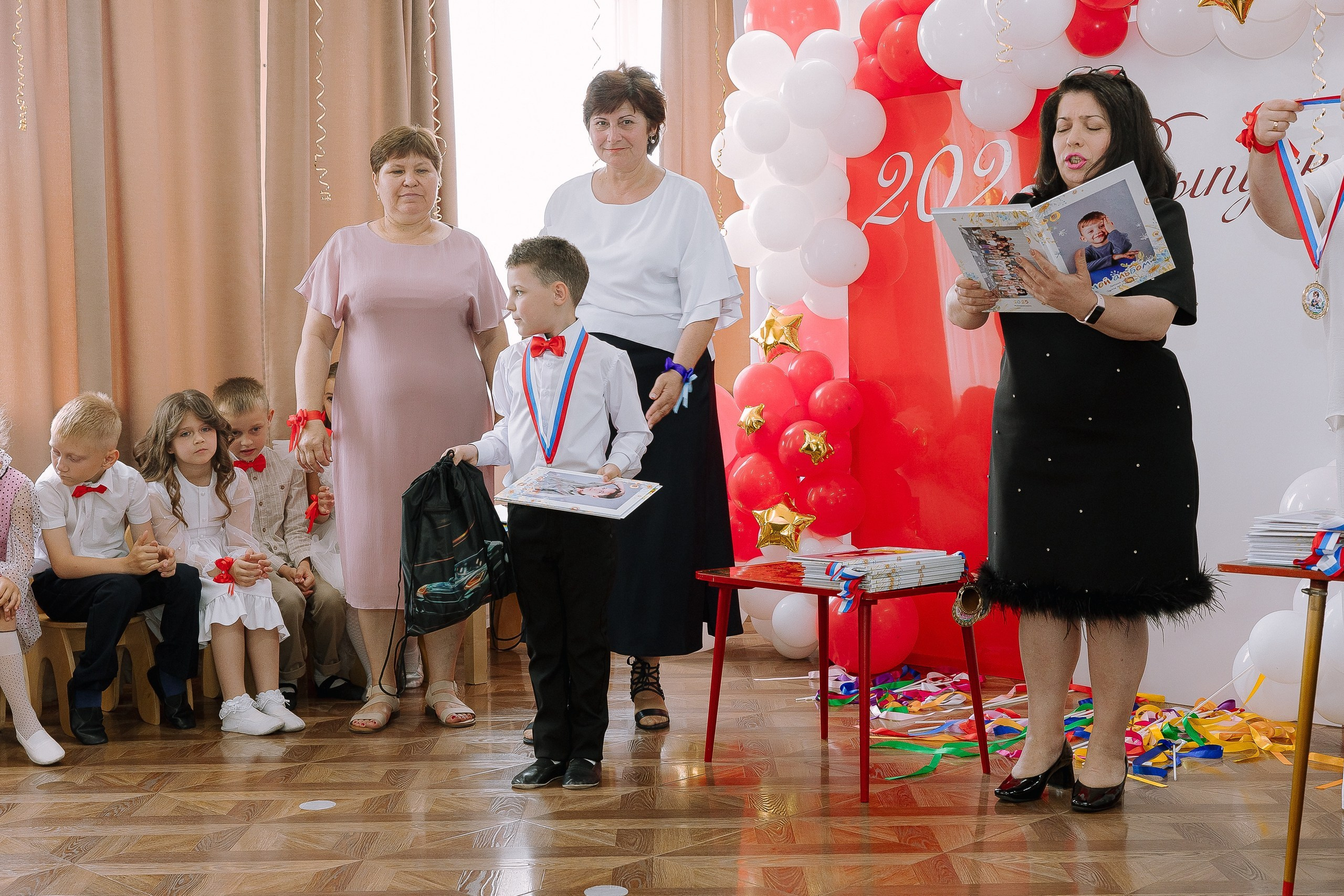 Выпускной в ДС 26. Выпускные альбомы Натальи Бутко: Новороссийск, Анапа, Геленджик