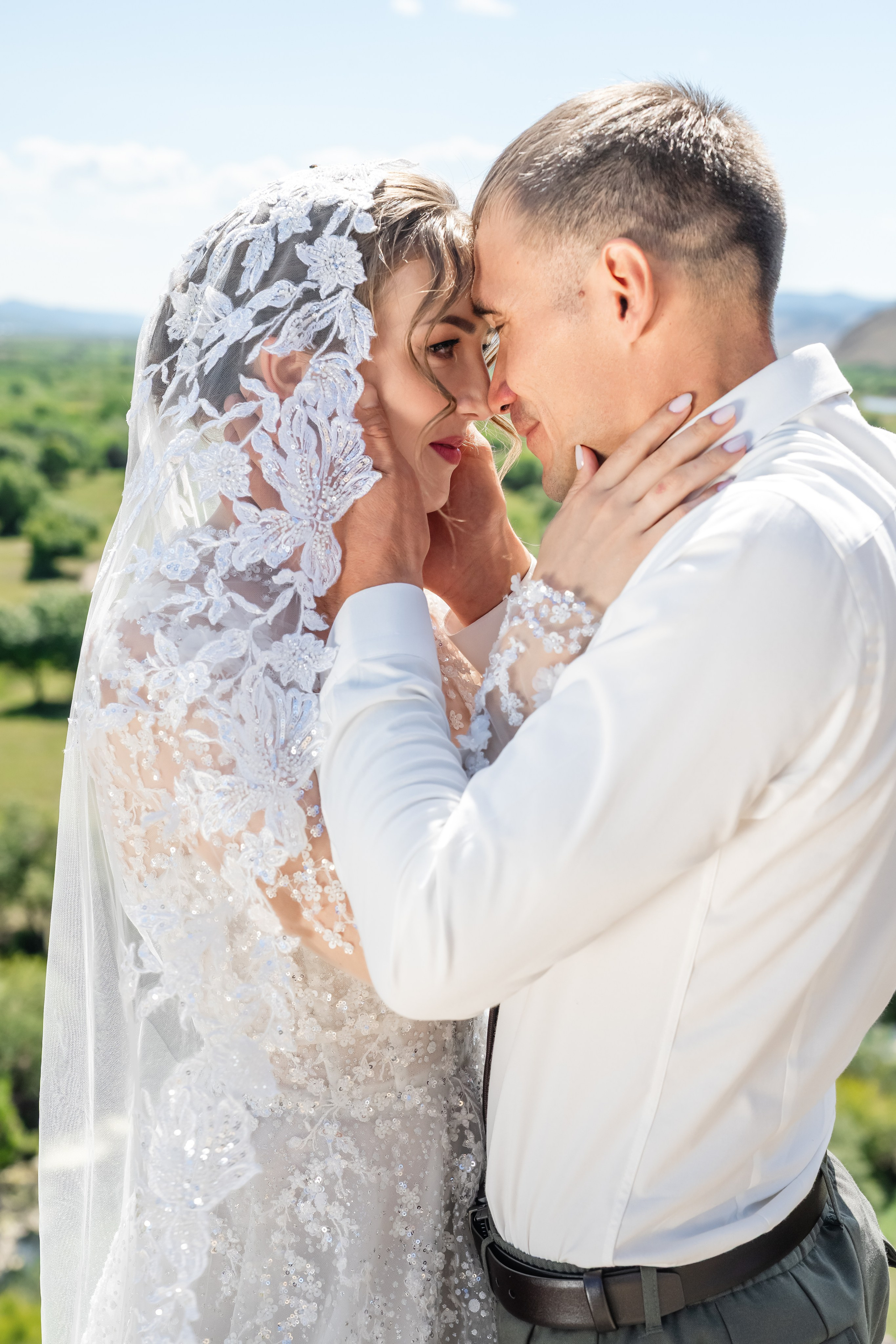 Тимофей и Вероника. Фотограф и видеограф в Улан-Удэ: Аюна Габагуева и Артём Шаханов