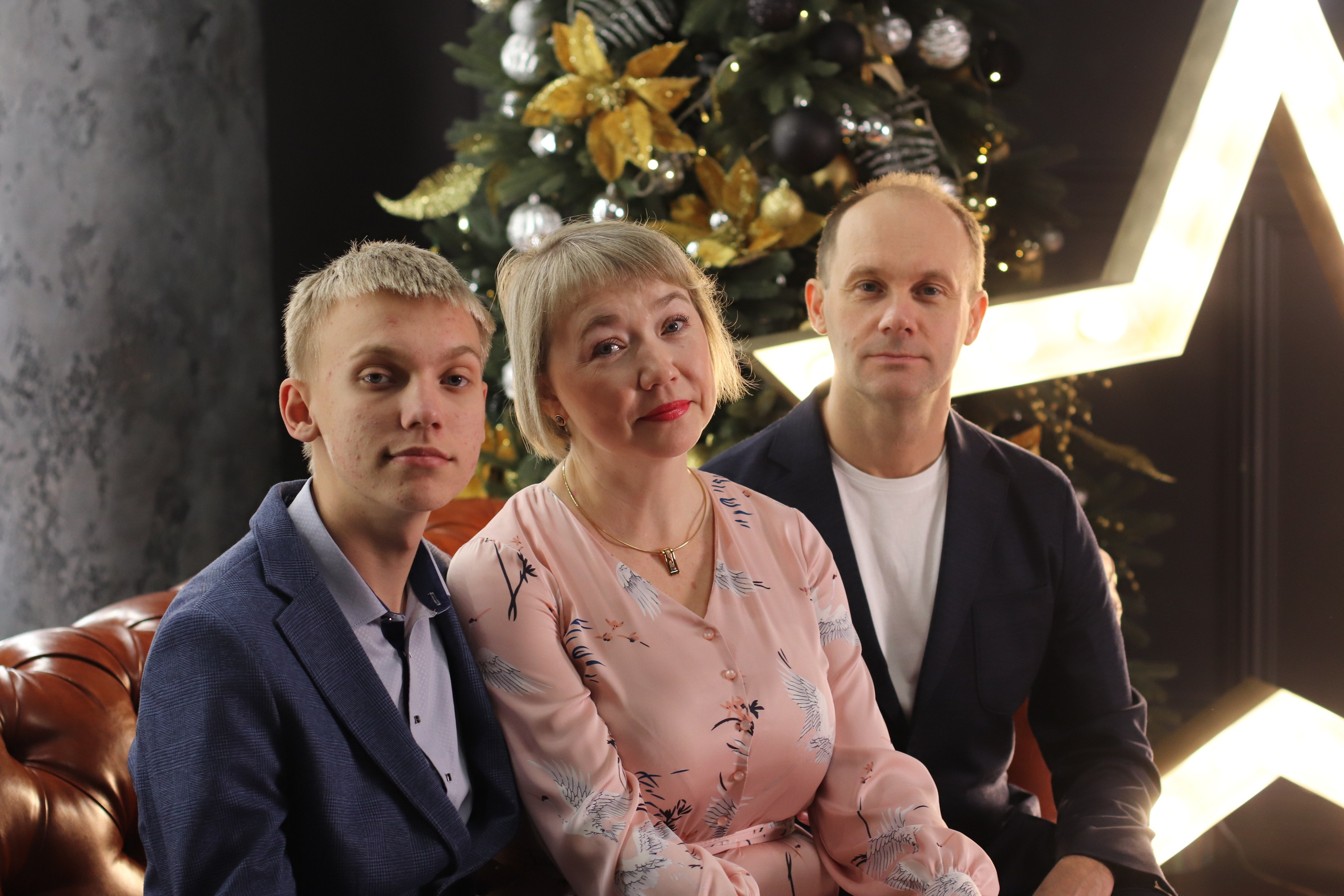 Фотографии семьи, мама, папа, дети, ребенок, брат, сестра. Свадебный, семейный, женский и детский фотограф из Екатеринбурга