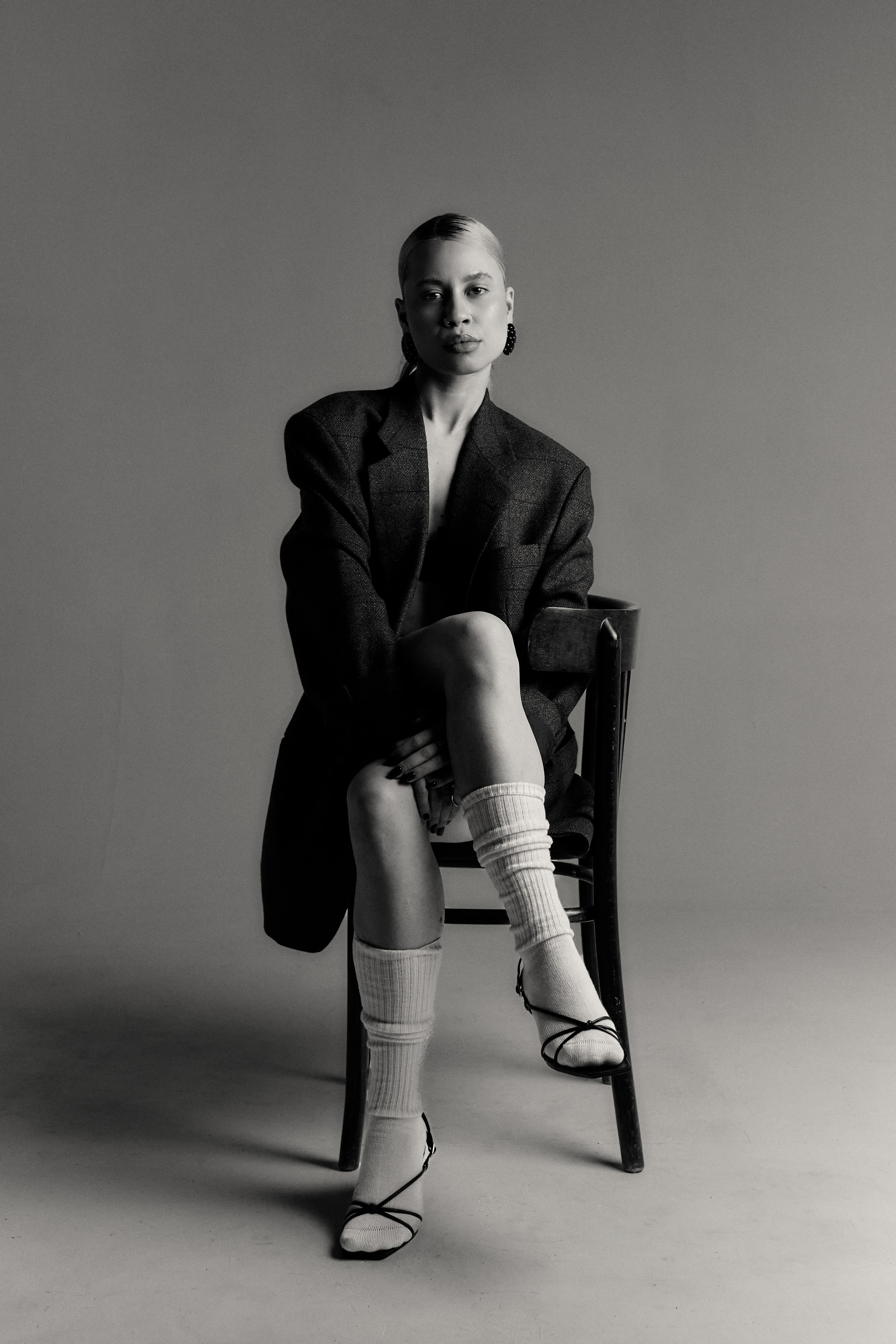 Дана. Главная