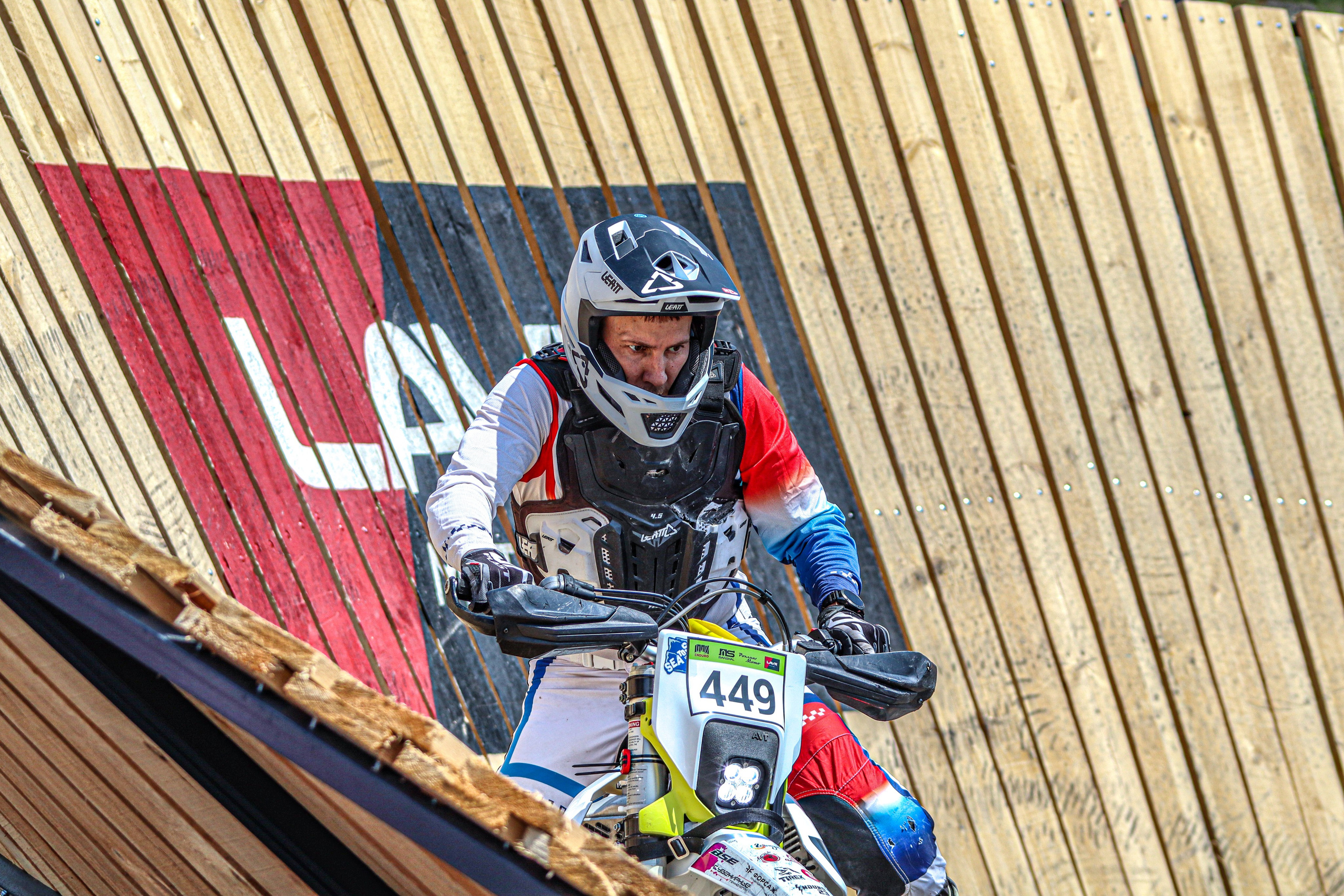Enduro. Ivaladimirovna1995.wfolio.pro