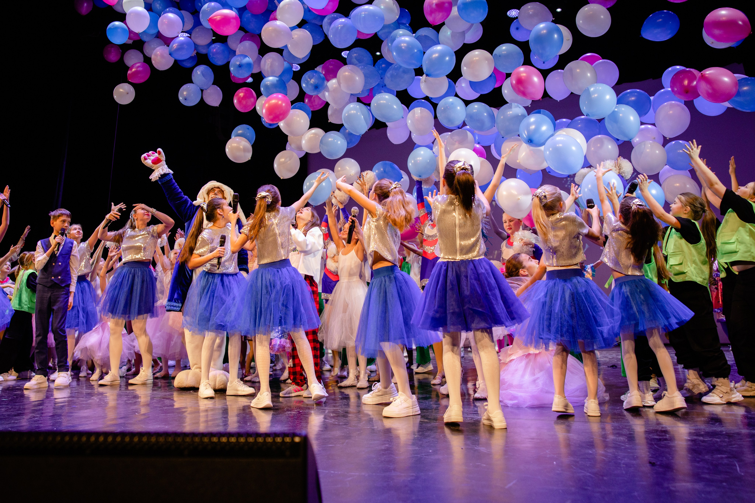 Новогоднее представление «Кролик в поиске дракона». Фотограф Петрова Мария