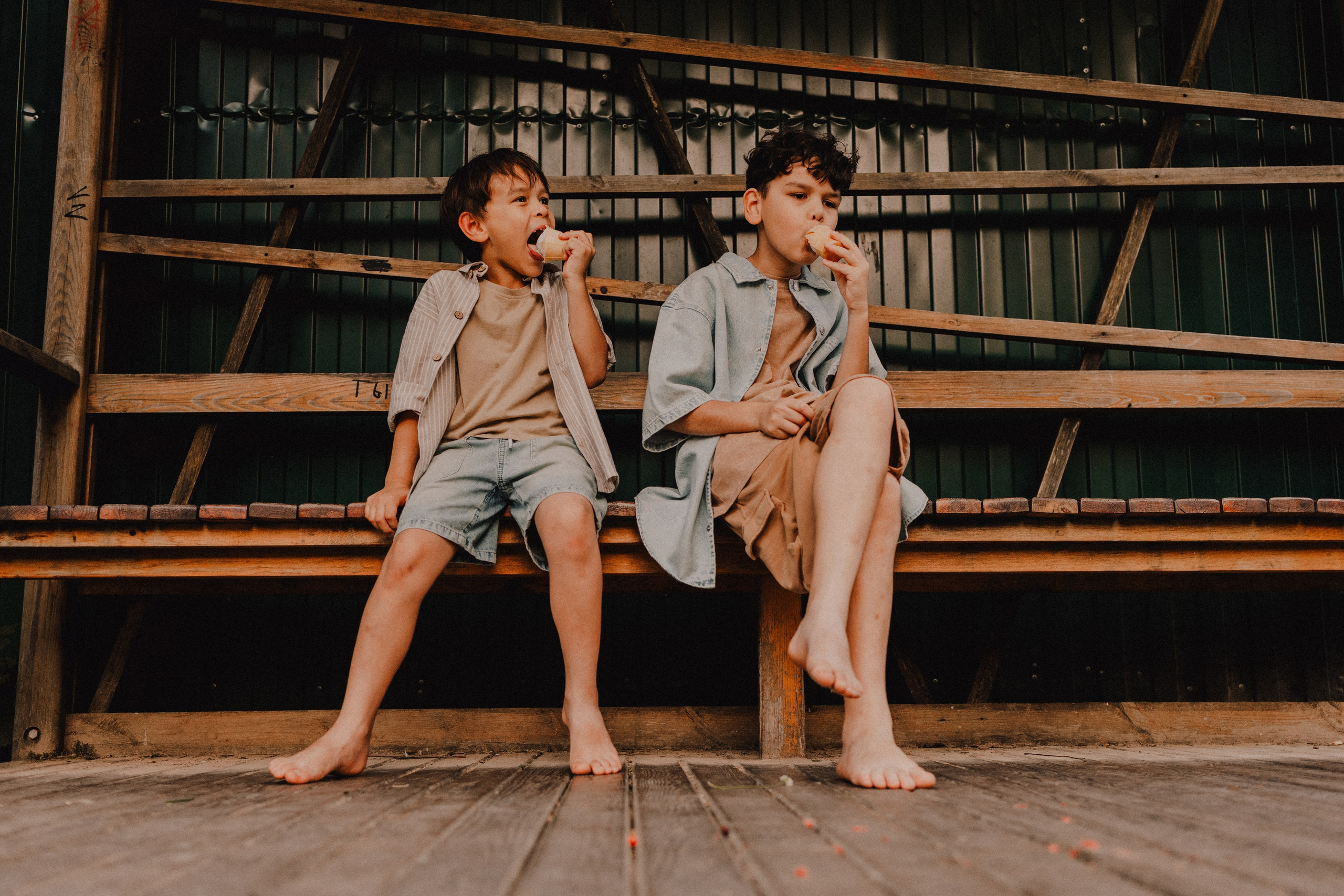 На лужайке. Семейный фотограф Москва