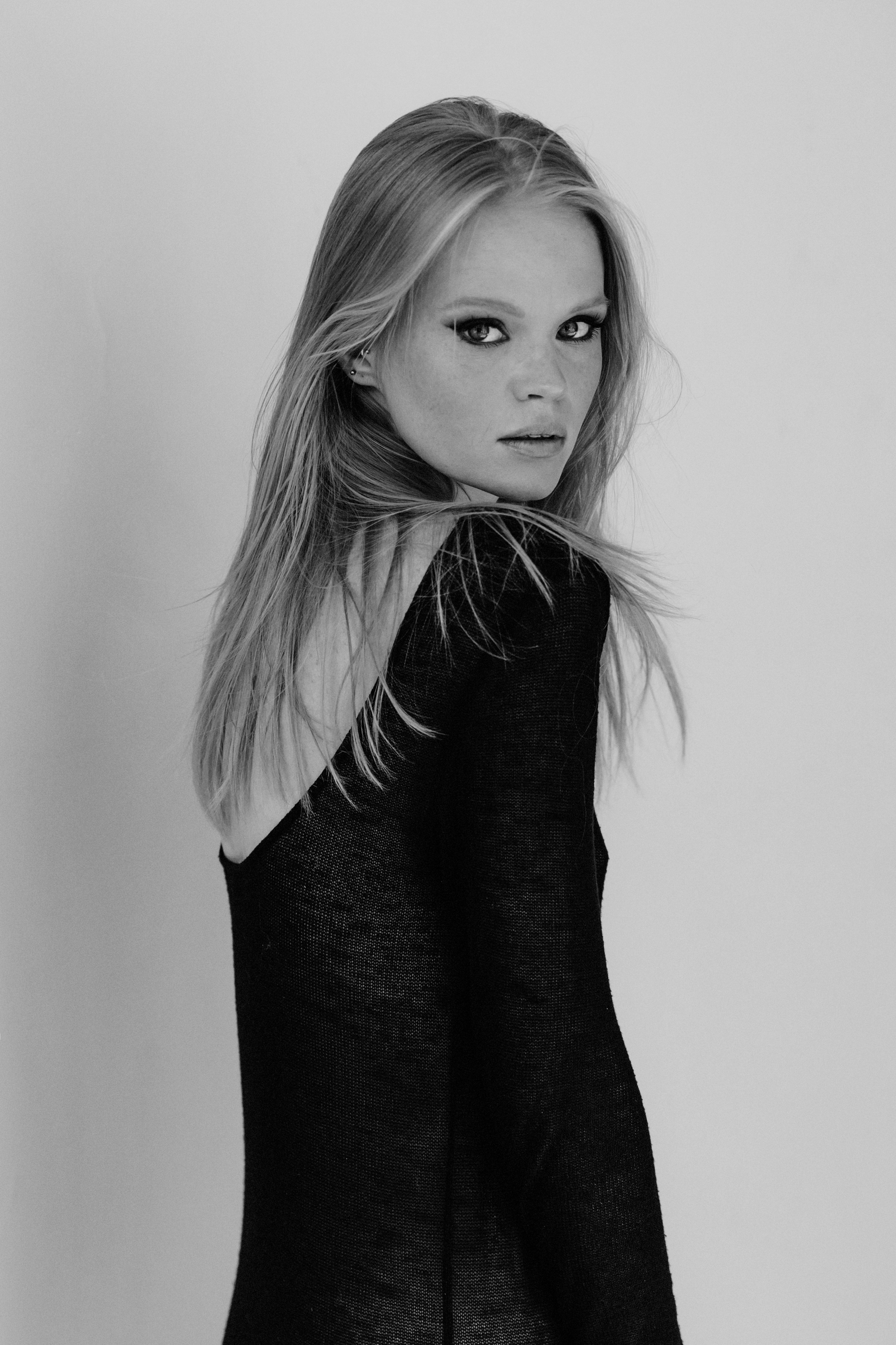 Рина. Главная