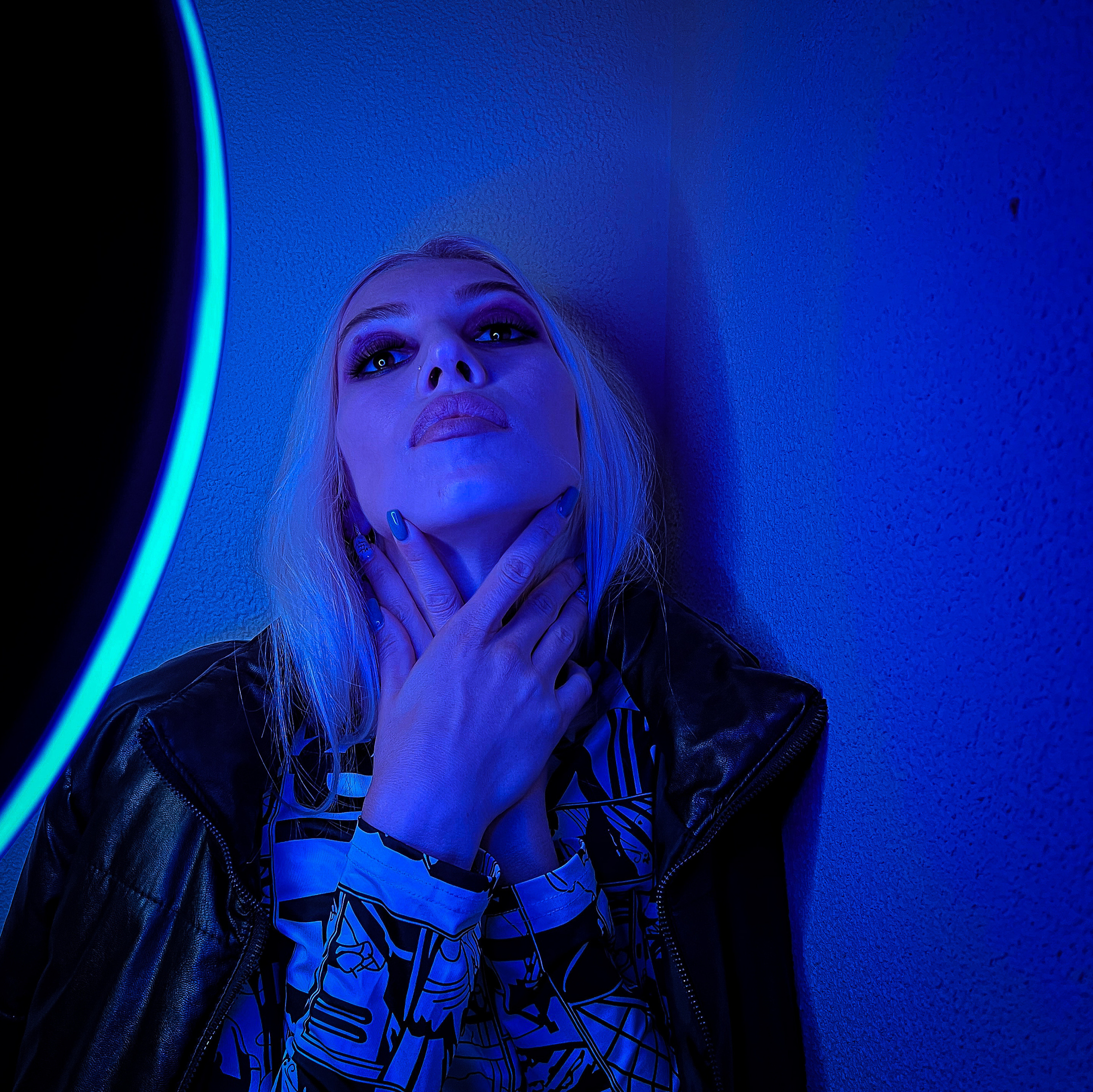 Neon. Креативный фотограф в Екатеринбурге Юлия Николотова