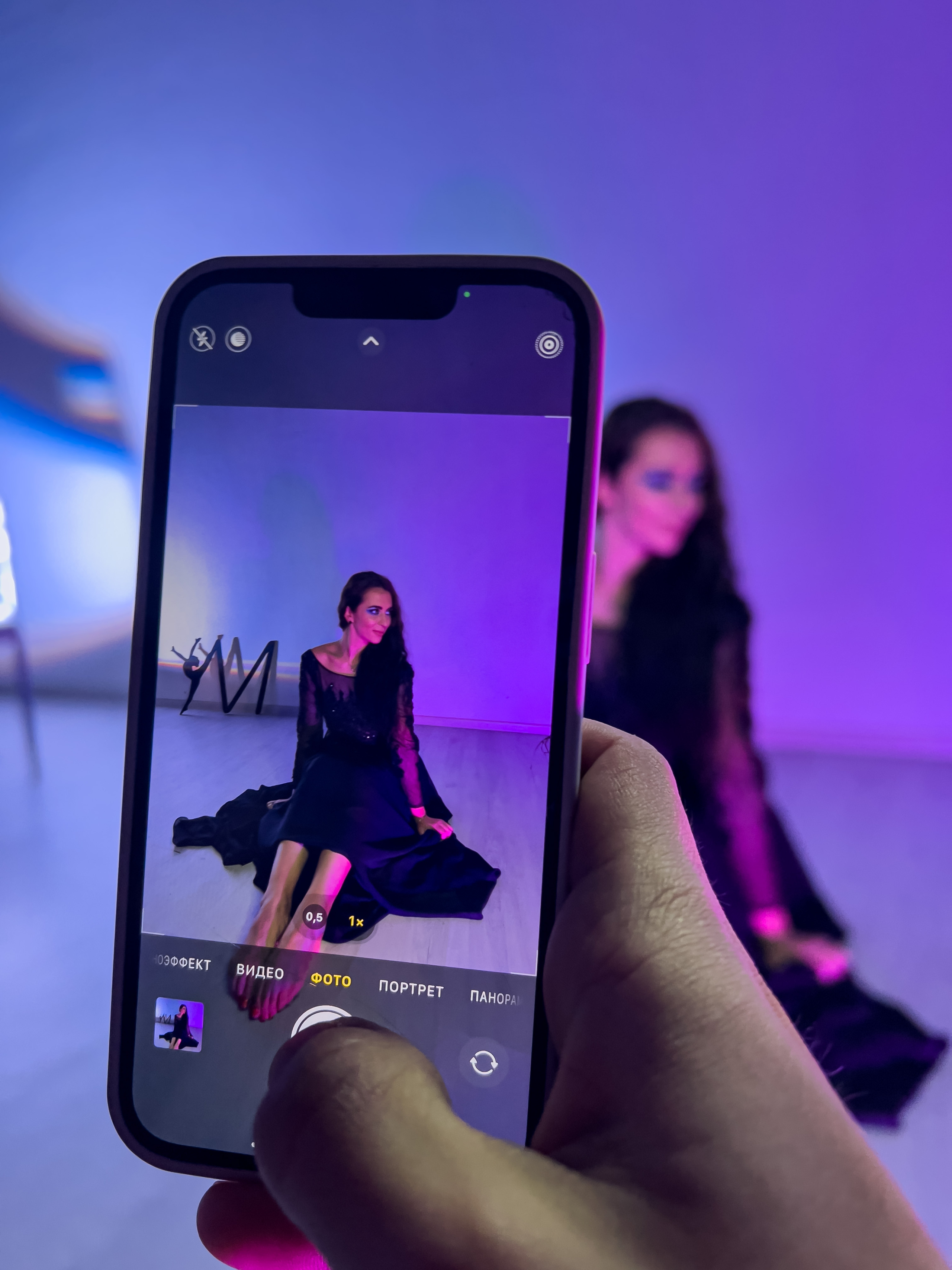 Neon. Креативный фотограф в Екатеринбурге Юлия Николотова