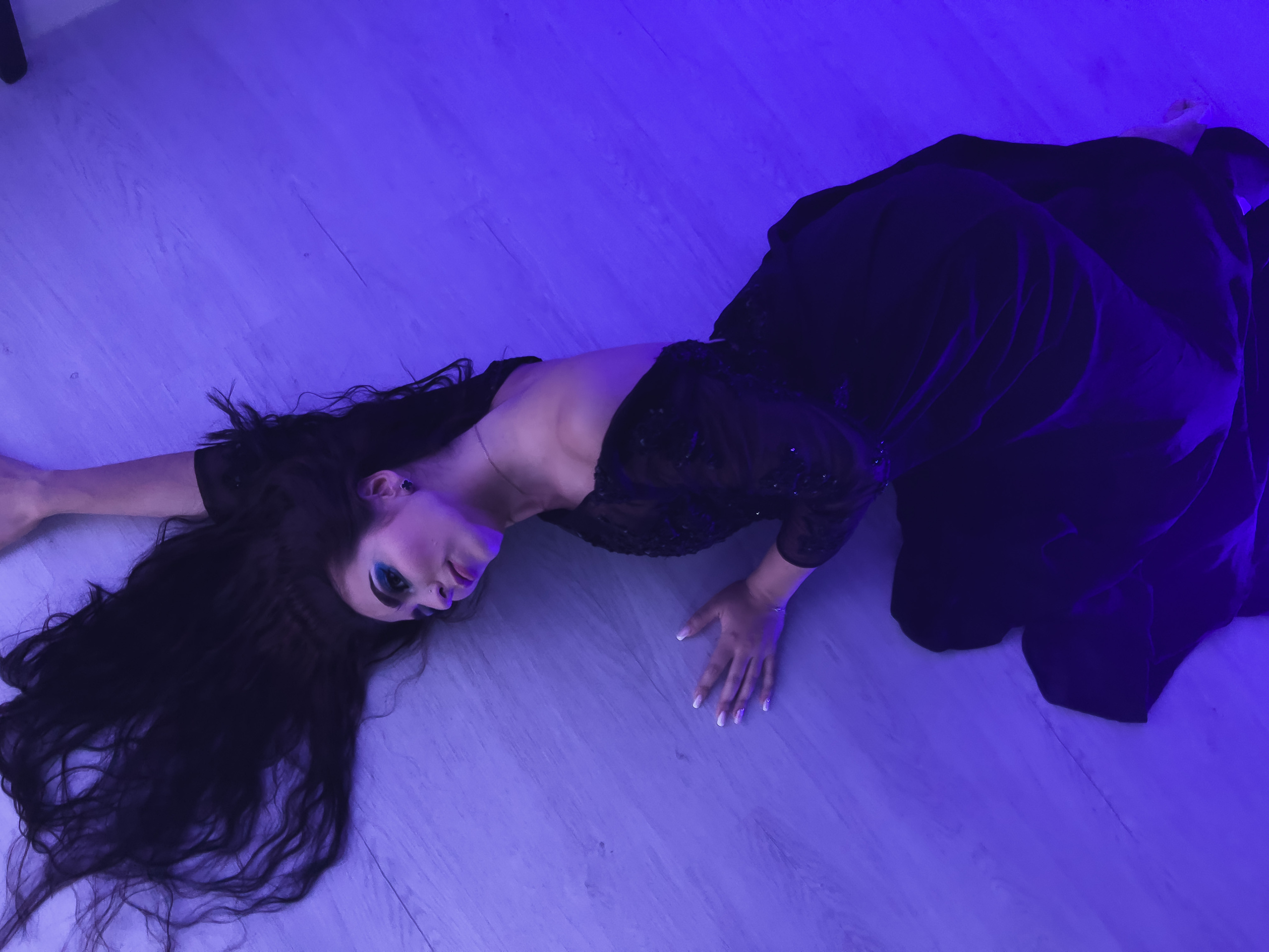 Neon. Креативный фотограф в Екатеринбурге Юлия Николотова