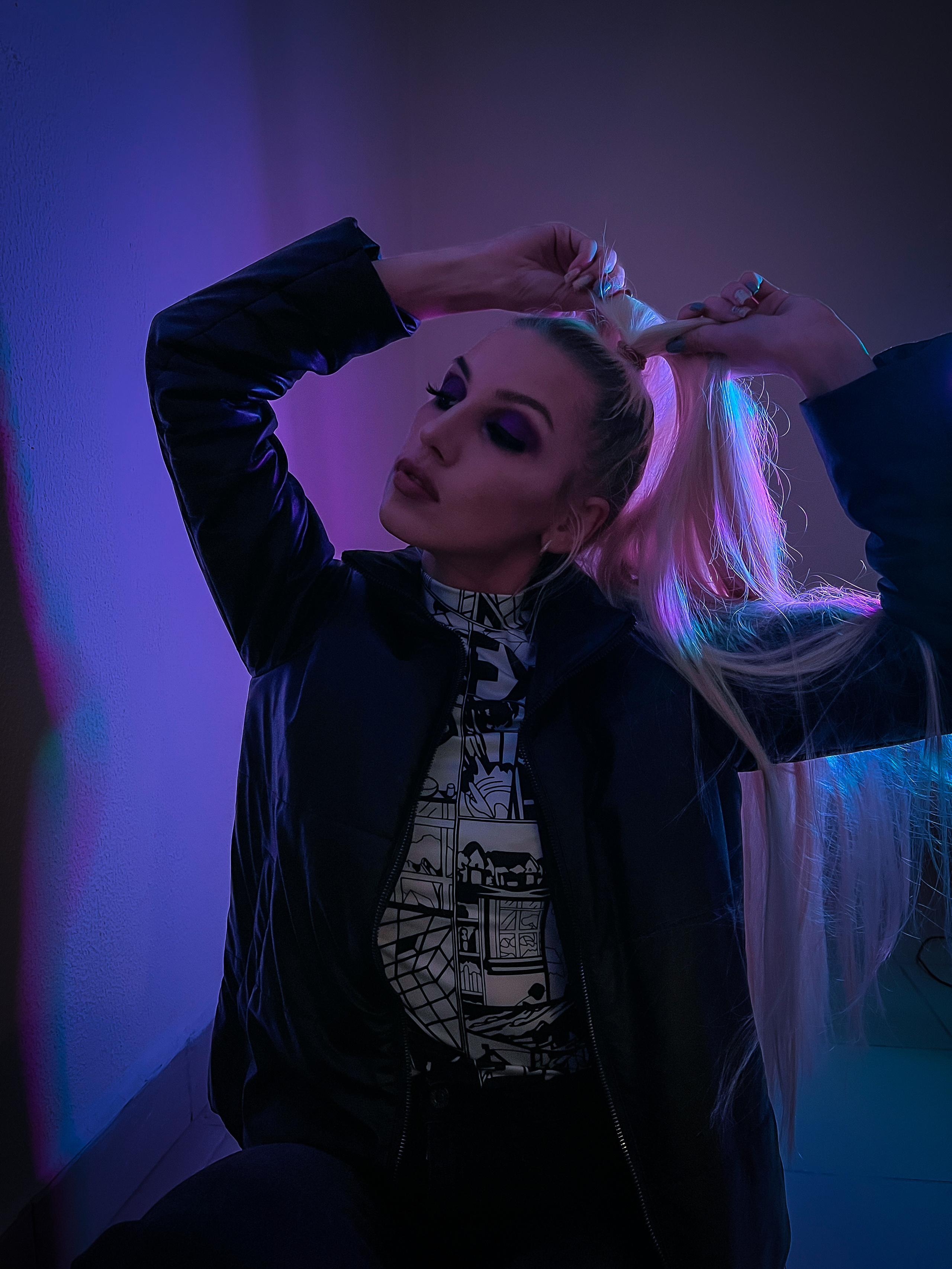 Neon. Креативный фотограф в Екатеринбурге Юлия Николотова