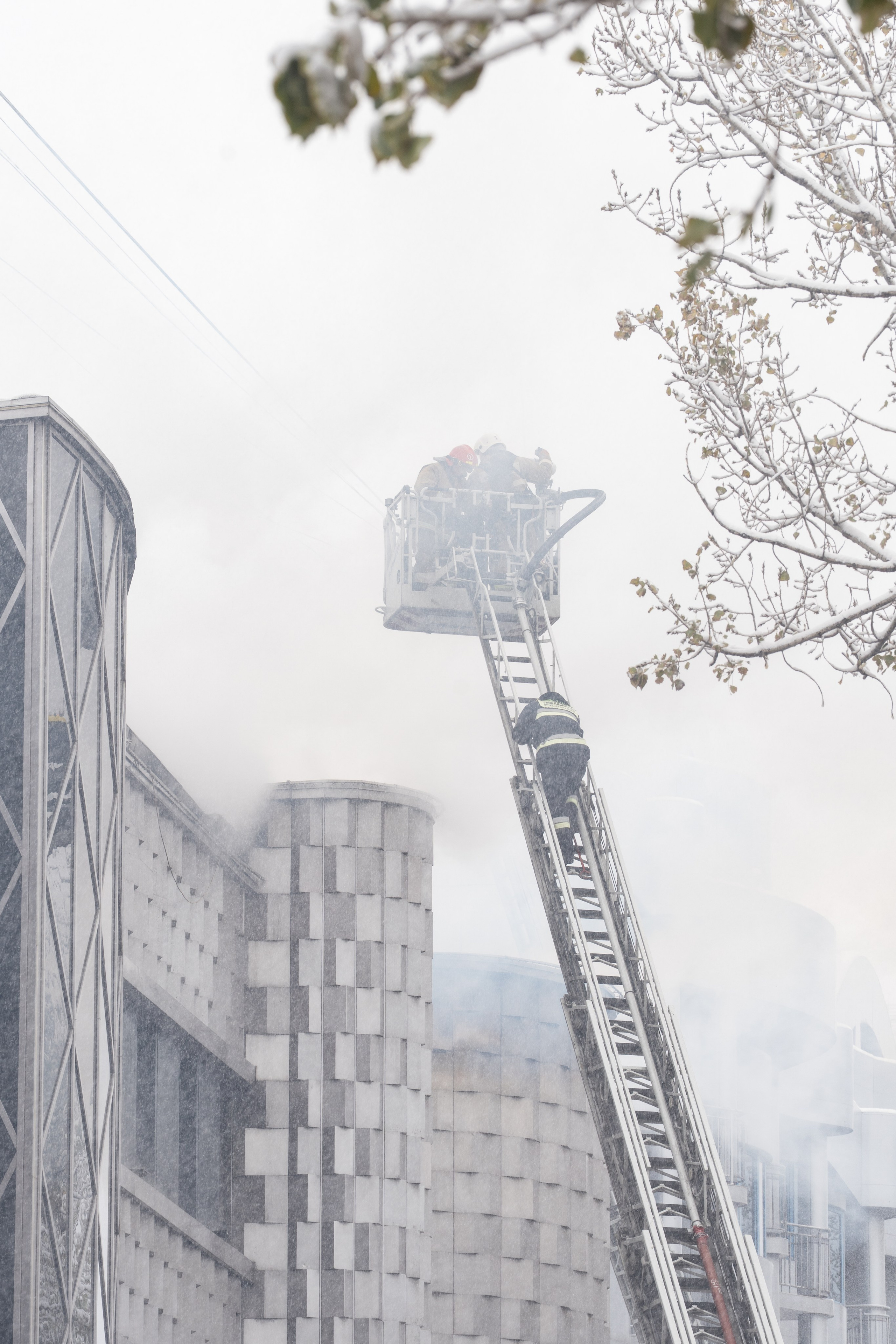 Тушение Пожара. Сайт Алматинского НЮ АРТ, будуар и фэшн фотографа Дениса Карпенко