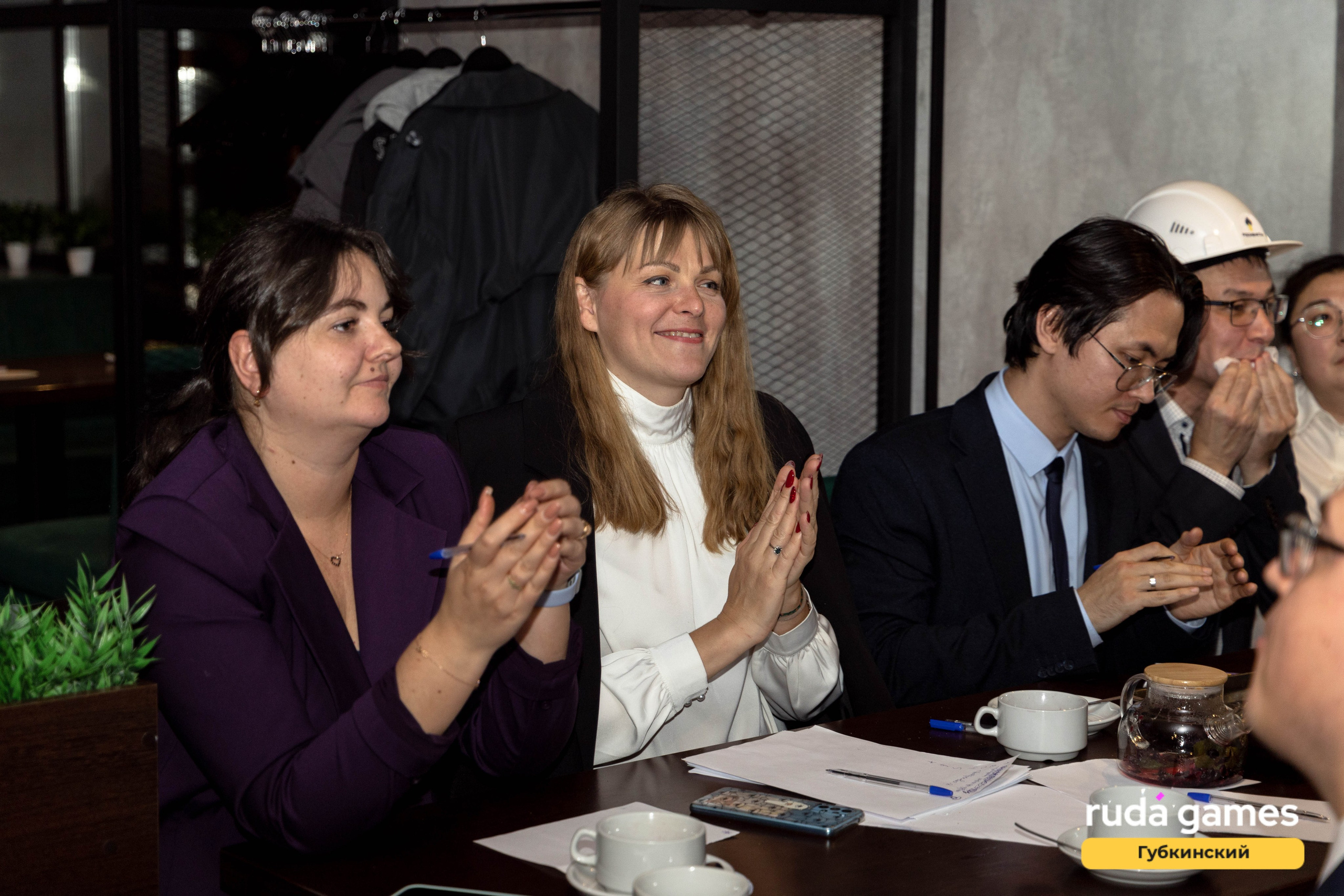 23 сентября. Фотограф в Губкинском | Александра Артамонова