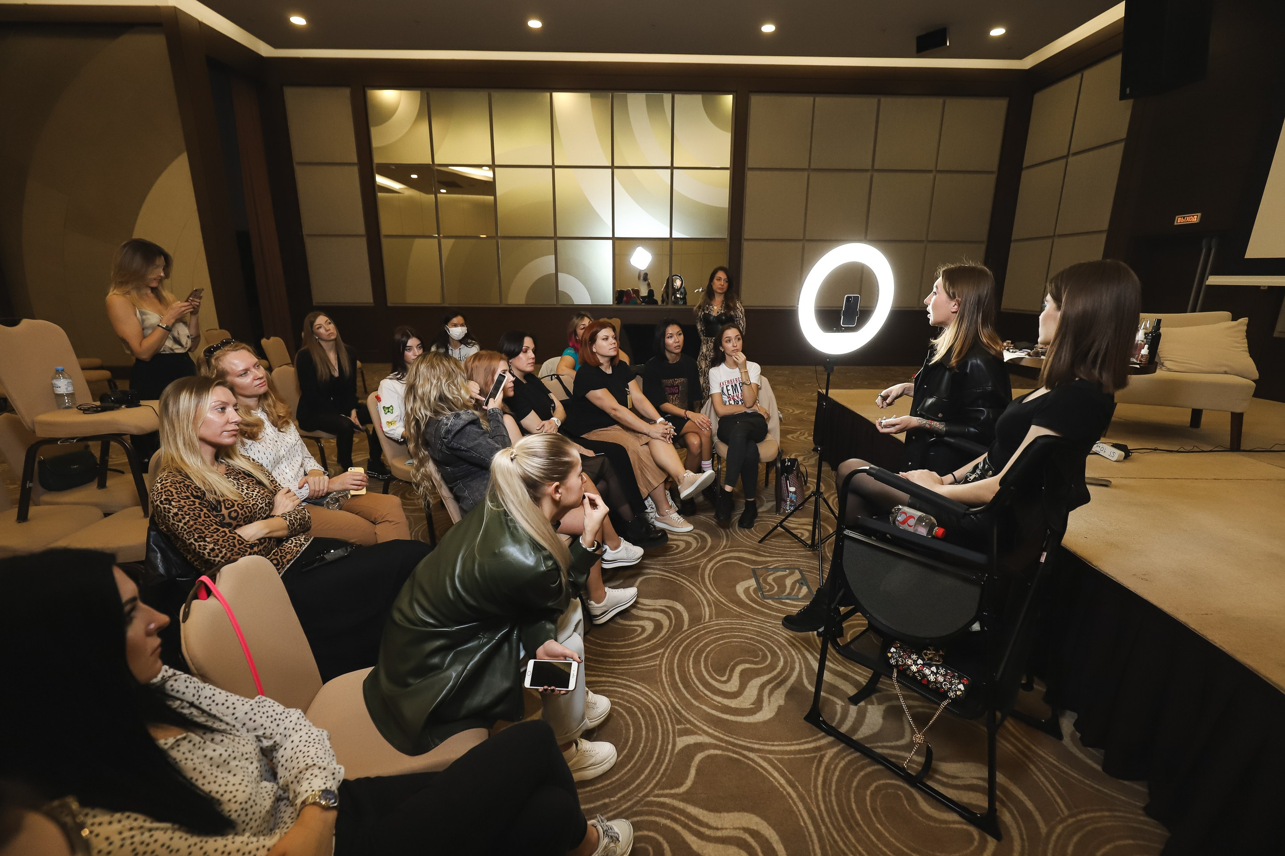 Неделя моды Сочи. Репортажный и fashion фотограф в Москве Сергей Бардин