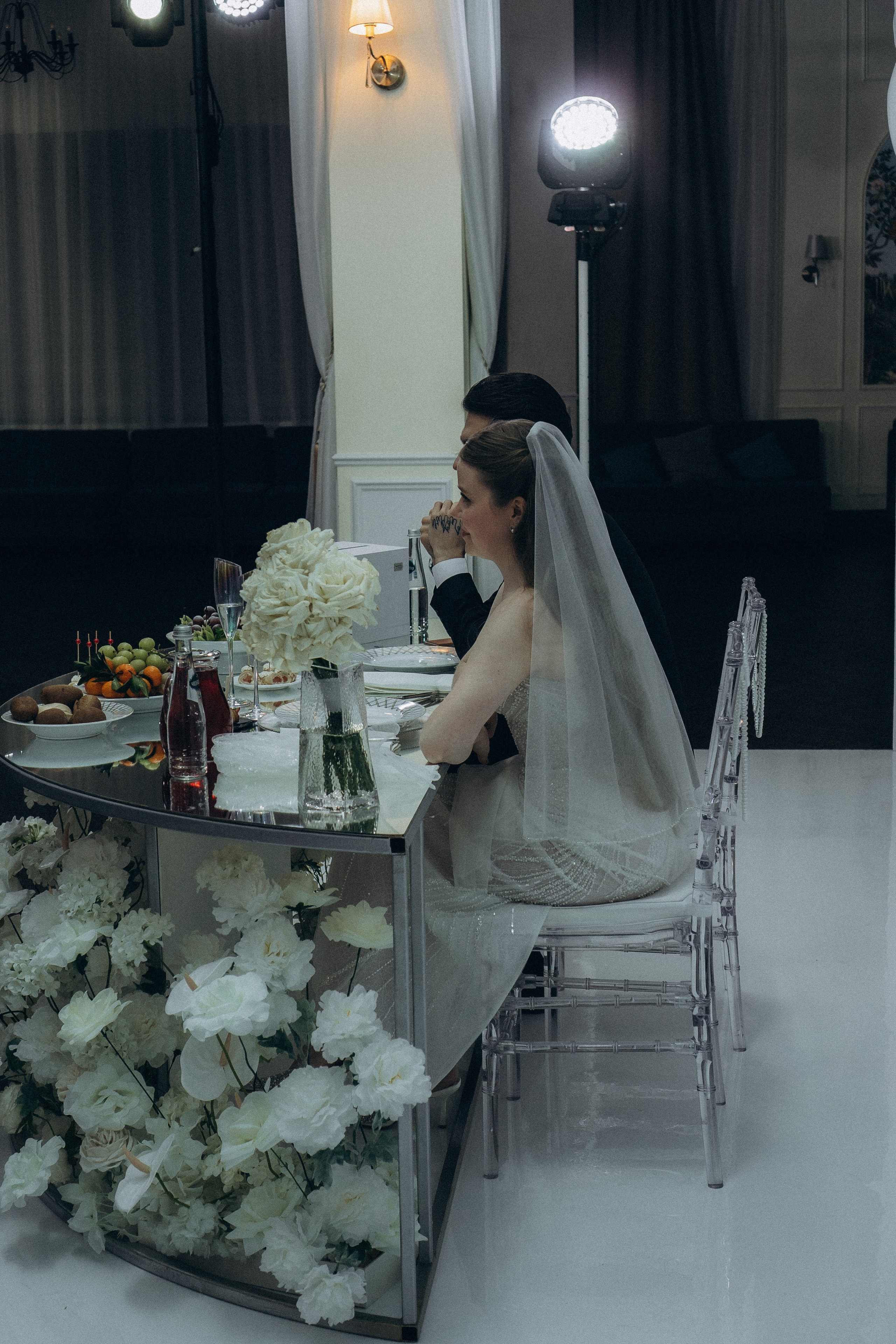 СВАДЕБНАЯ СЬЕМКА СБОРОВ В ОТЕЛЕ И ВЫЕЗД НА ЦЕРЕМОНИЮ (СНЯТО В СИБИРЕ В НИЖНЕВАРТОВСКЕ). Профессиональный фотограф, Санкт-Петербург — Виктория Богомолова