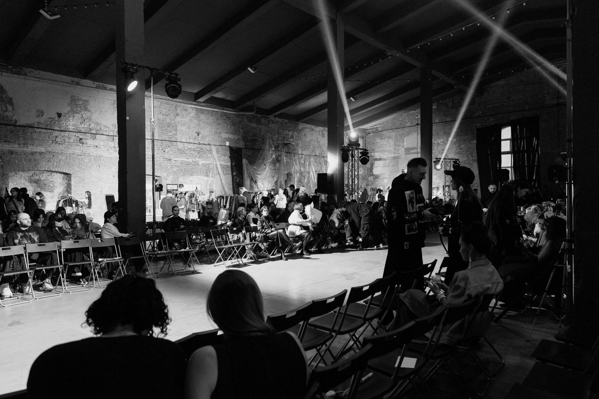 AUXI FASHION SHOW 2024. Backstage. Свадебный фотограф в Санкт‑Петербурге Елена Пчельникова