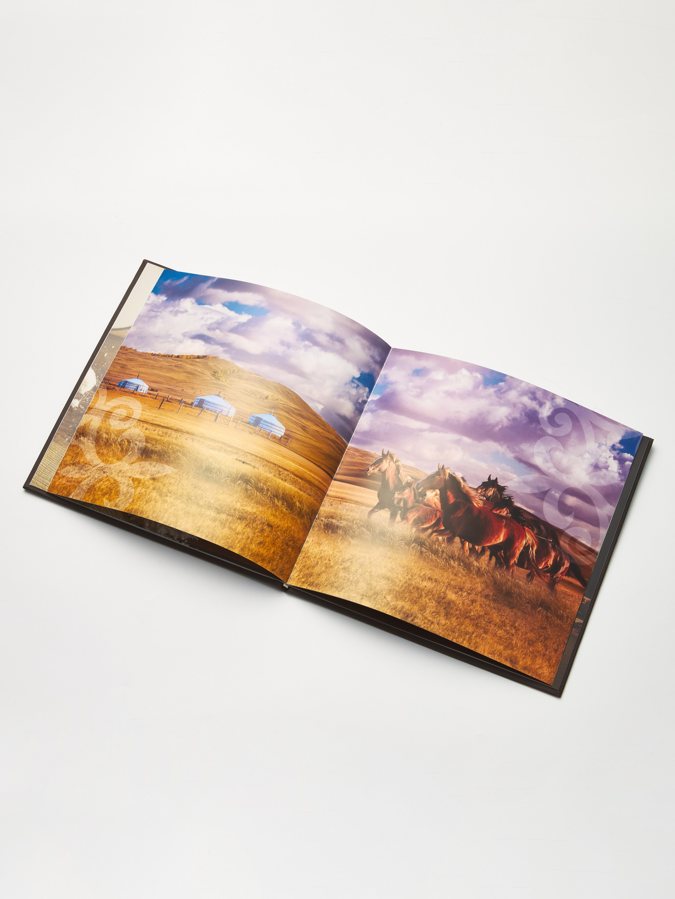 Полиграфия. Предметная фотосъемка в Алматы. Предметный фотограф для маркетплейстов Артур Ахмадиев