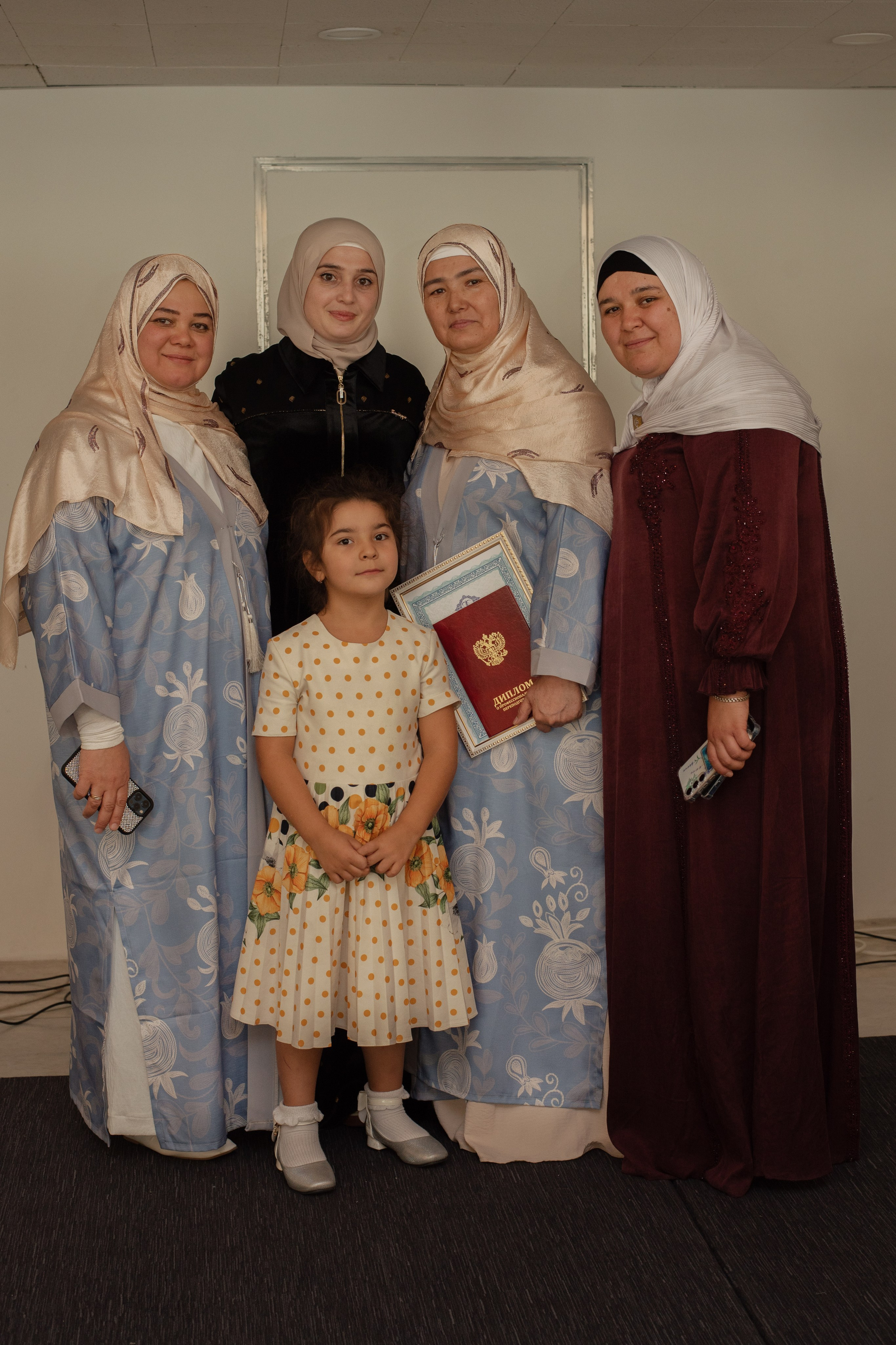 Выпускной в Евразийской женской гуманитарной академии. Лина Курочка — ваш фотограф