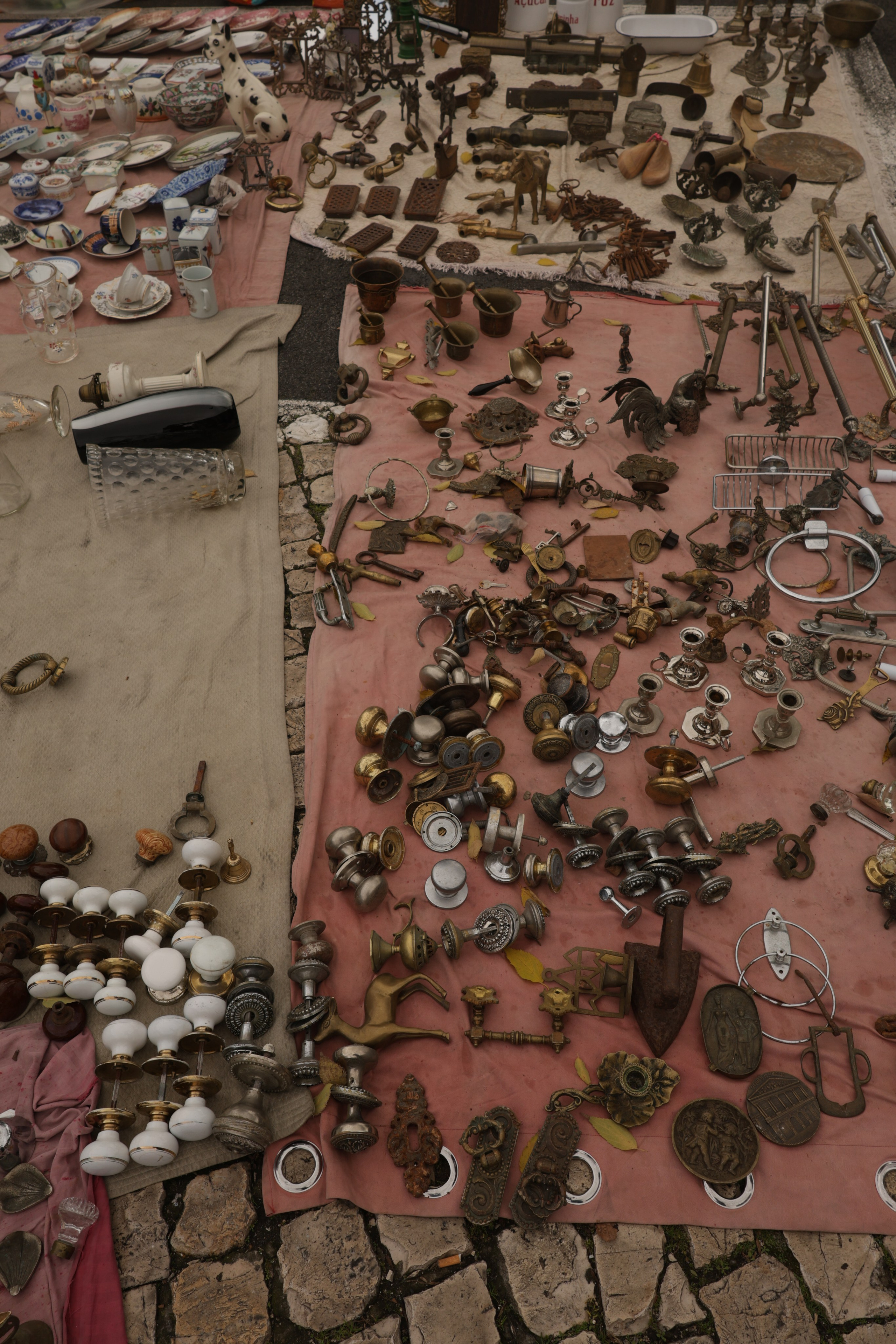 Lisbon, fleamarket. Magic photos