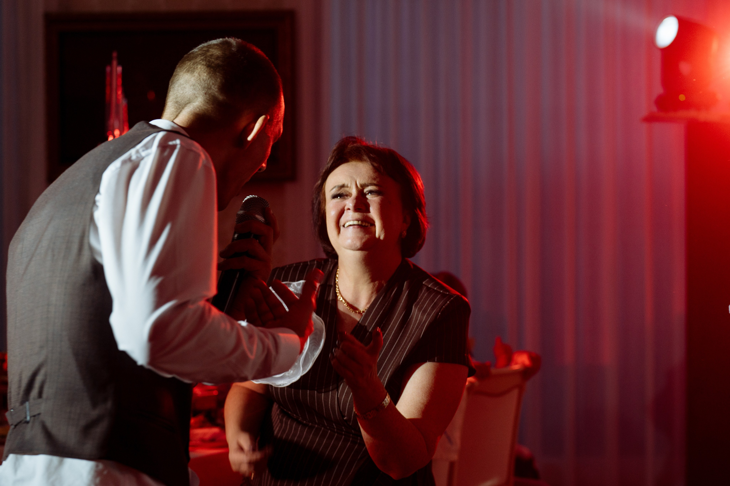 Виктор и Юлия