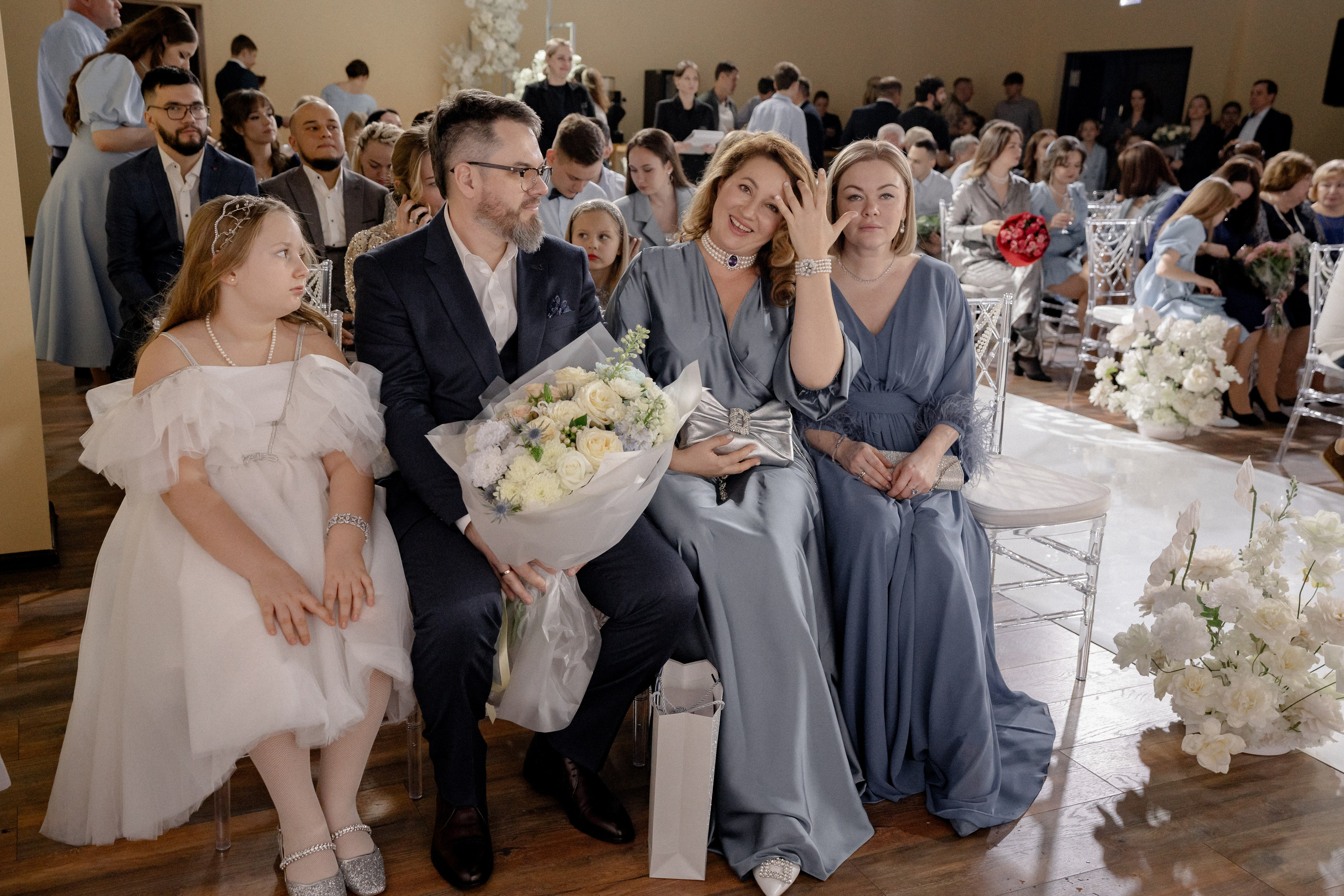 СВАДЕБНАЯ СЬЕМКА СБОРОВ В ОТЕЛЕ И ВЫЕЗД НА ЦЕРЕМОНИЮ (СНЯТО В СИБИРЕ В НИЖНЕВАРТОВСКЕ). Профессиональный фотограф, Санкт-Петербург — Виктория Богомолова