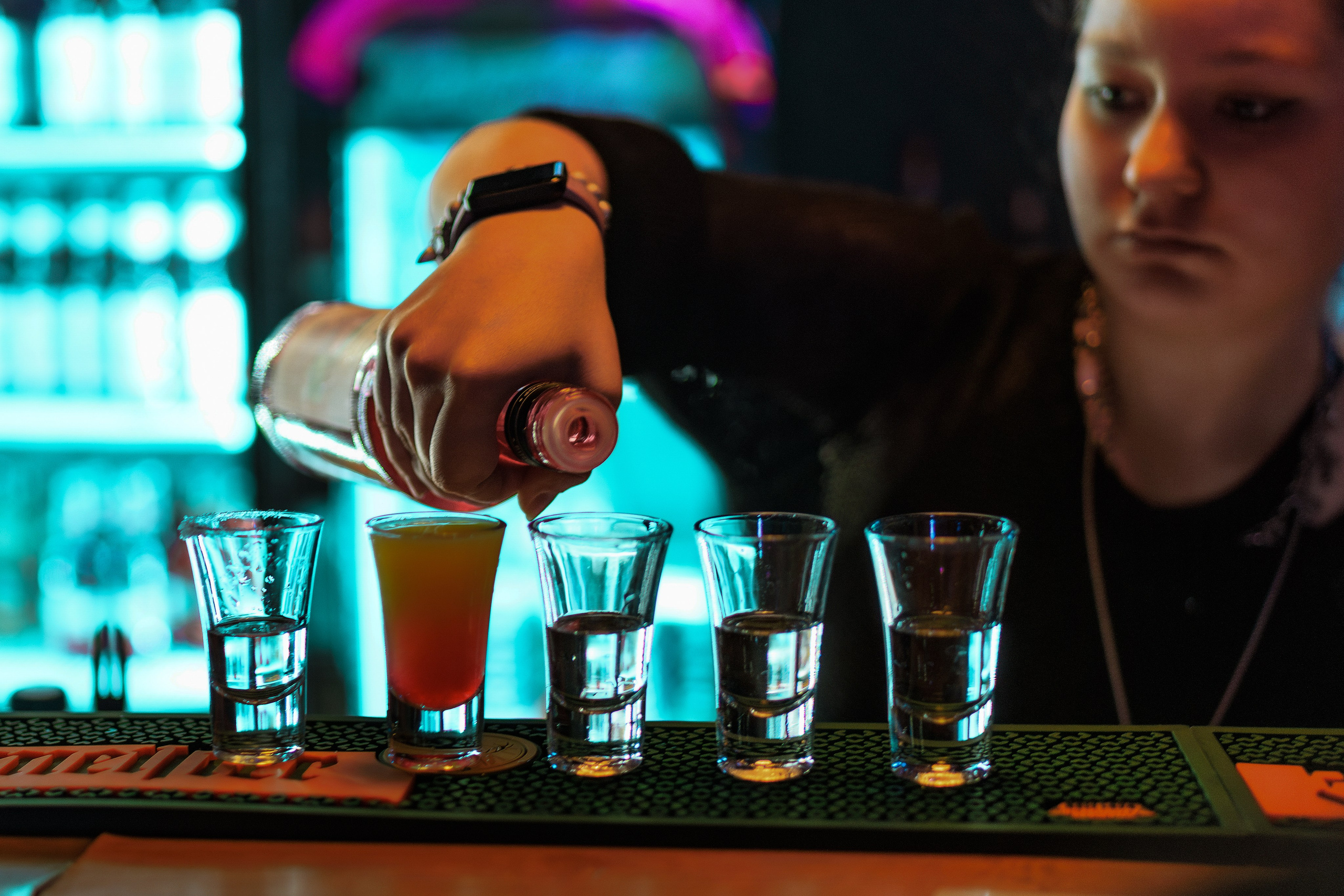 18.01.25 Tinder party. Репортажный фотограф Екатеринбург | Яркий, качественный репортаж | Концерты, клубы, репортаж, праздники, корпоративы