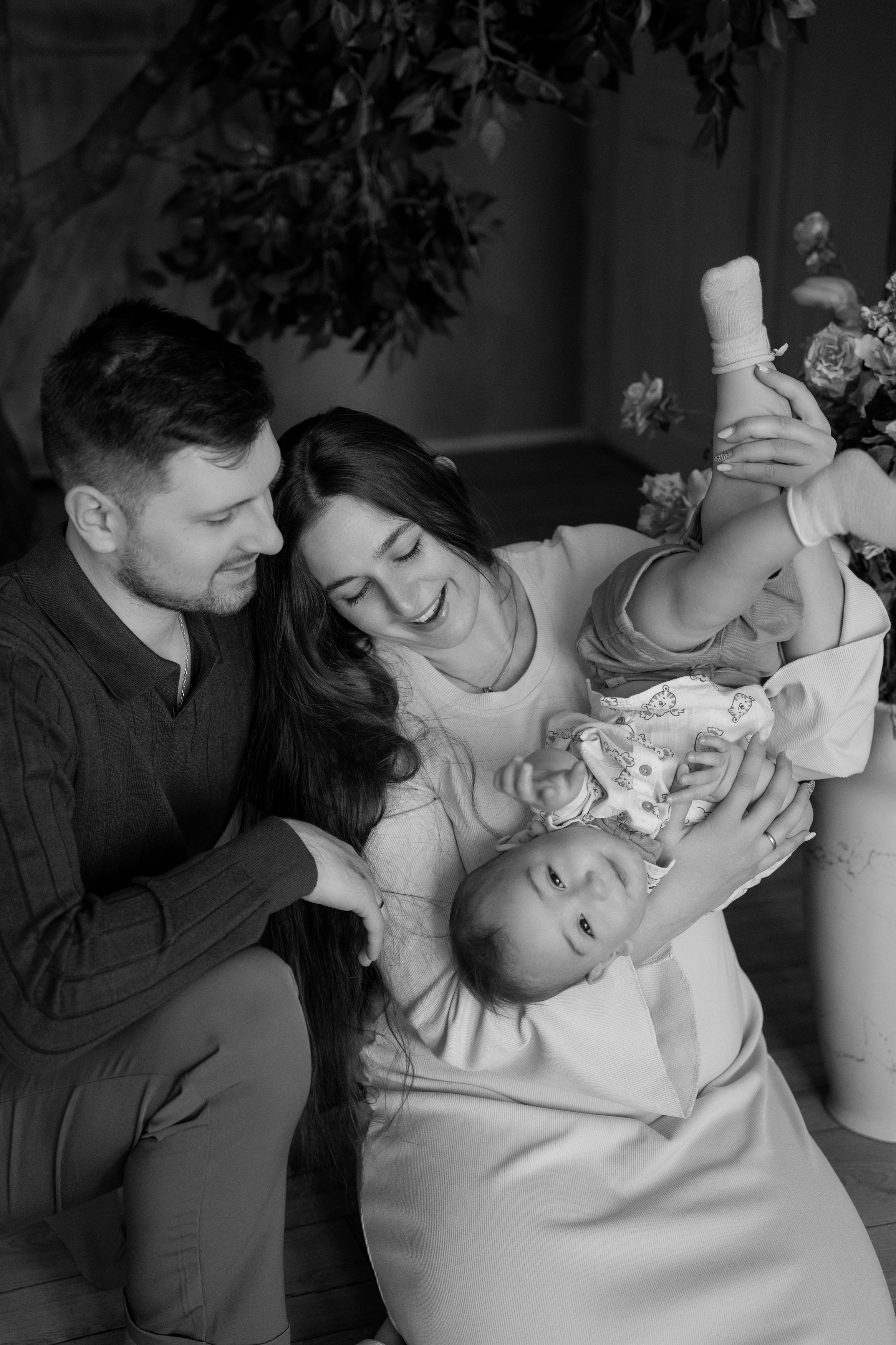 Семейная фотосессия в студии. Портретный фотограф Олеся Владимирова в Москве