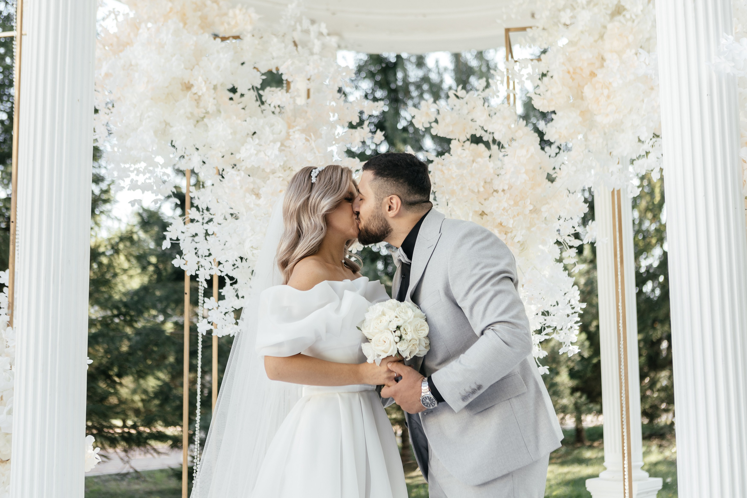 Свадебный фотограф Уфа — Руслан ГабдлисламовЖивые эмоции, красивые кадры, воспоминания на всю жизнь.Работаю по всей Республике Башкортоста. Свадебный фотограф Уфа Руслан Габдлисламов