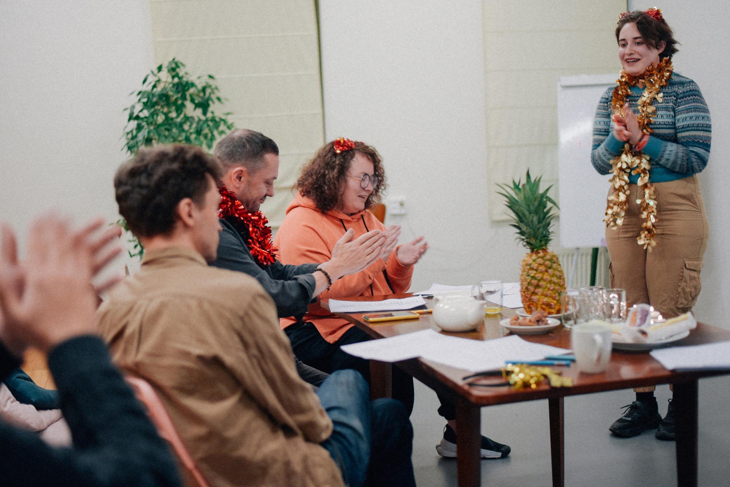 ЧТО ТЫ МЕЛЕШь Вечер вьетнамского караоке. Фотограф Лола Волна, город Москва