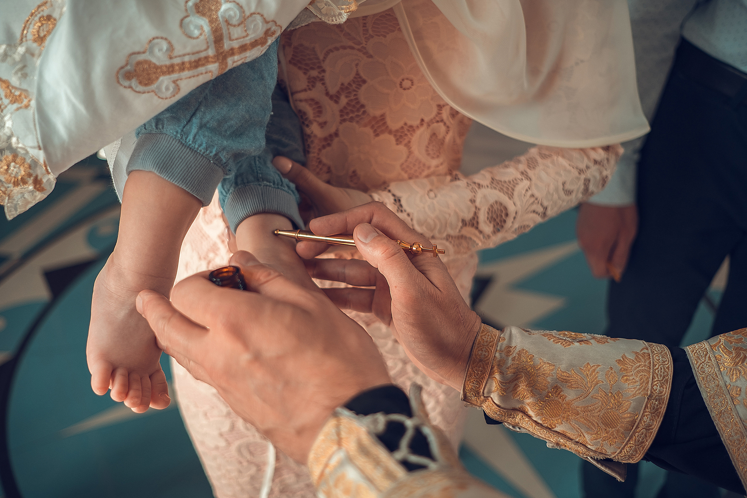 Крещение Марка Введенская церковь Сосновоборск. Фотограф на Крещение и Венчание в Красноярске Рамазанова Юлия