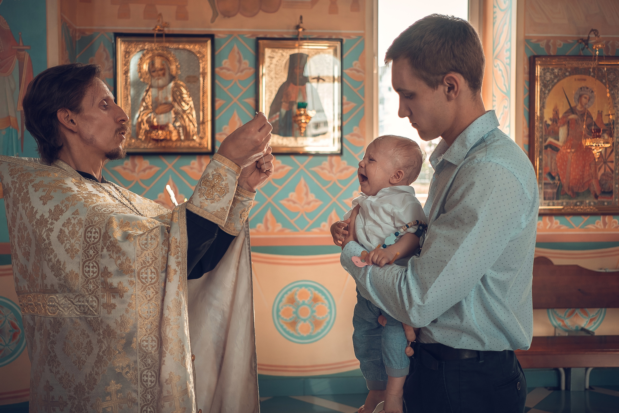 Крещение Марка Введенская церковь Сосновоборск. Фотограф на Крещение и Венчание в Красноярске Рамазанова Юлия