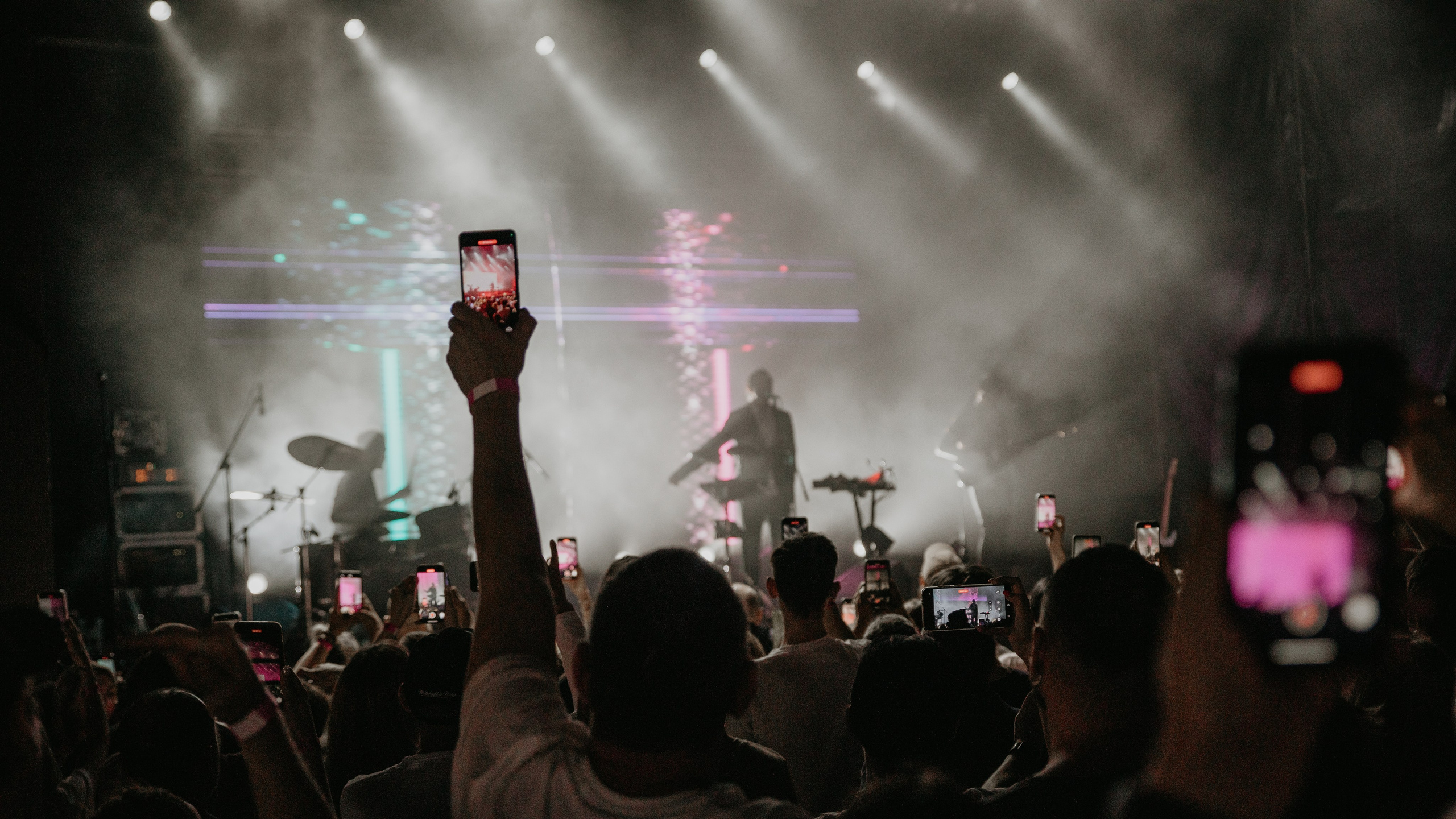 Концерты. Меня зовут Стас Барыкин, я фотограф. Живу и работаю в Ростове-на-Дону