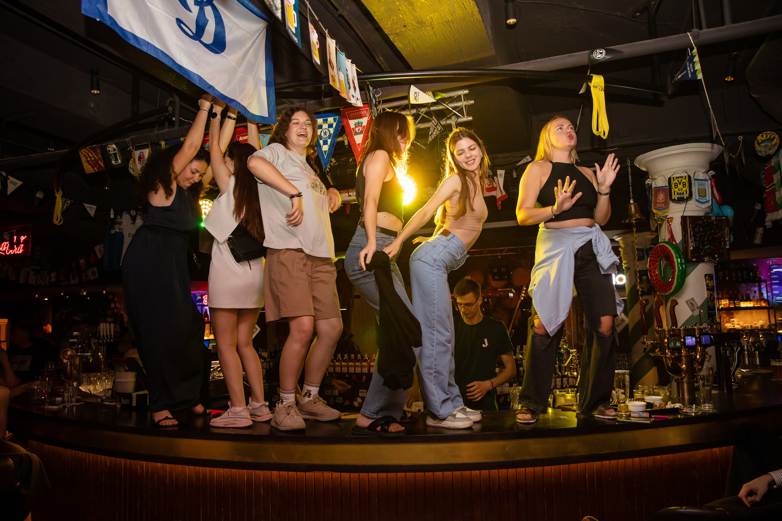 Паб 12. Репортажный фотограф Минск ❘ Костецкий Илья ❘ Беларусь