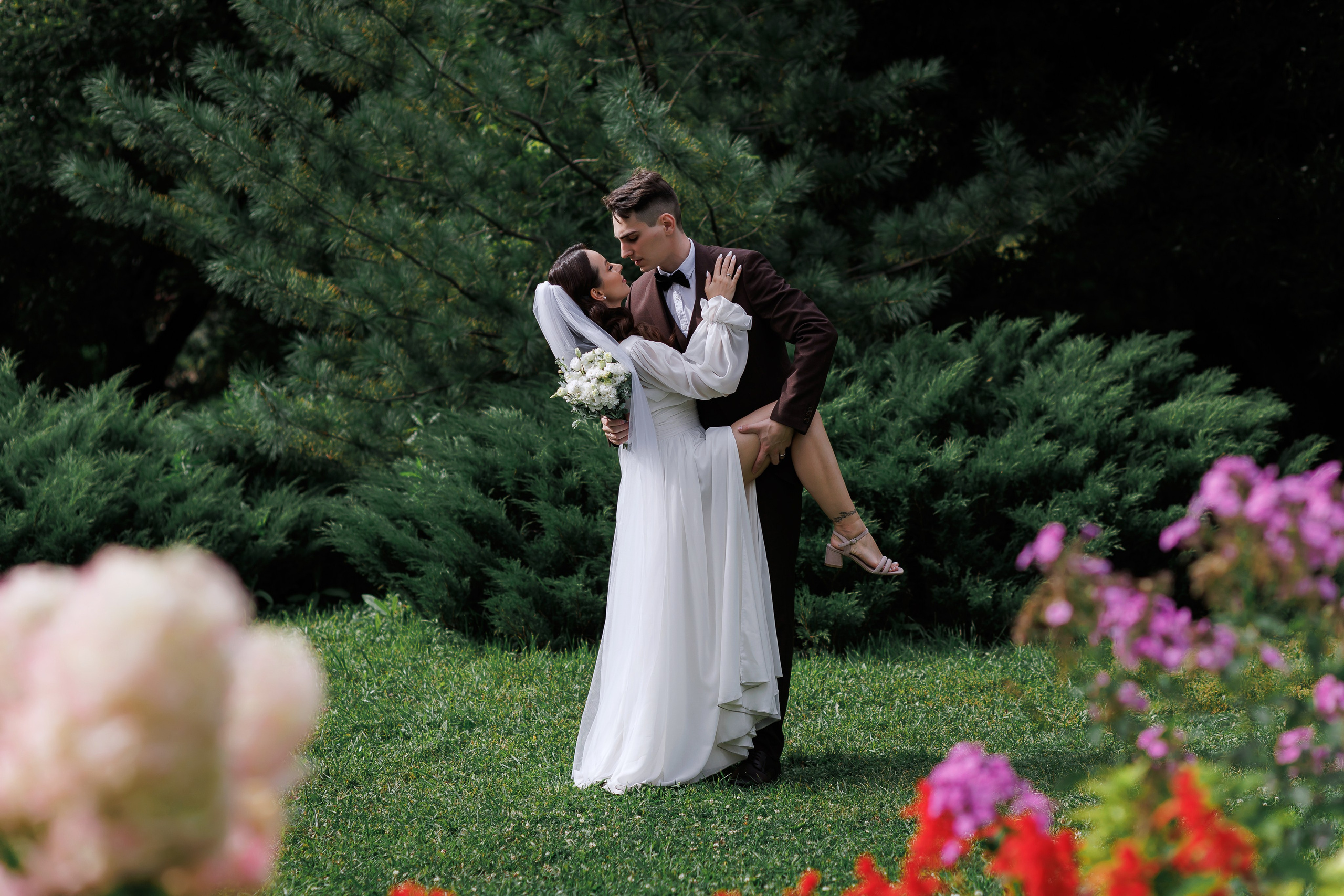 Екатерина и Денис. Свадебный фотограф в Омске Яна Савина