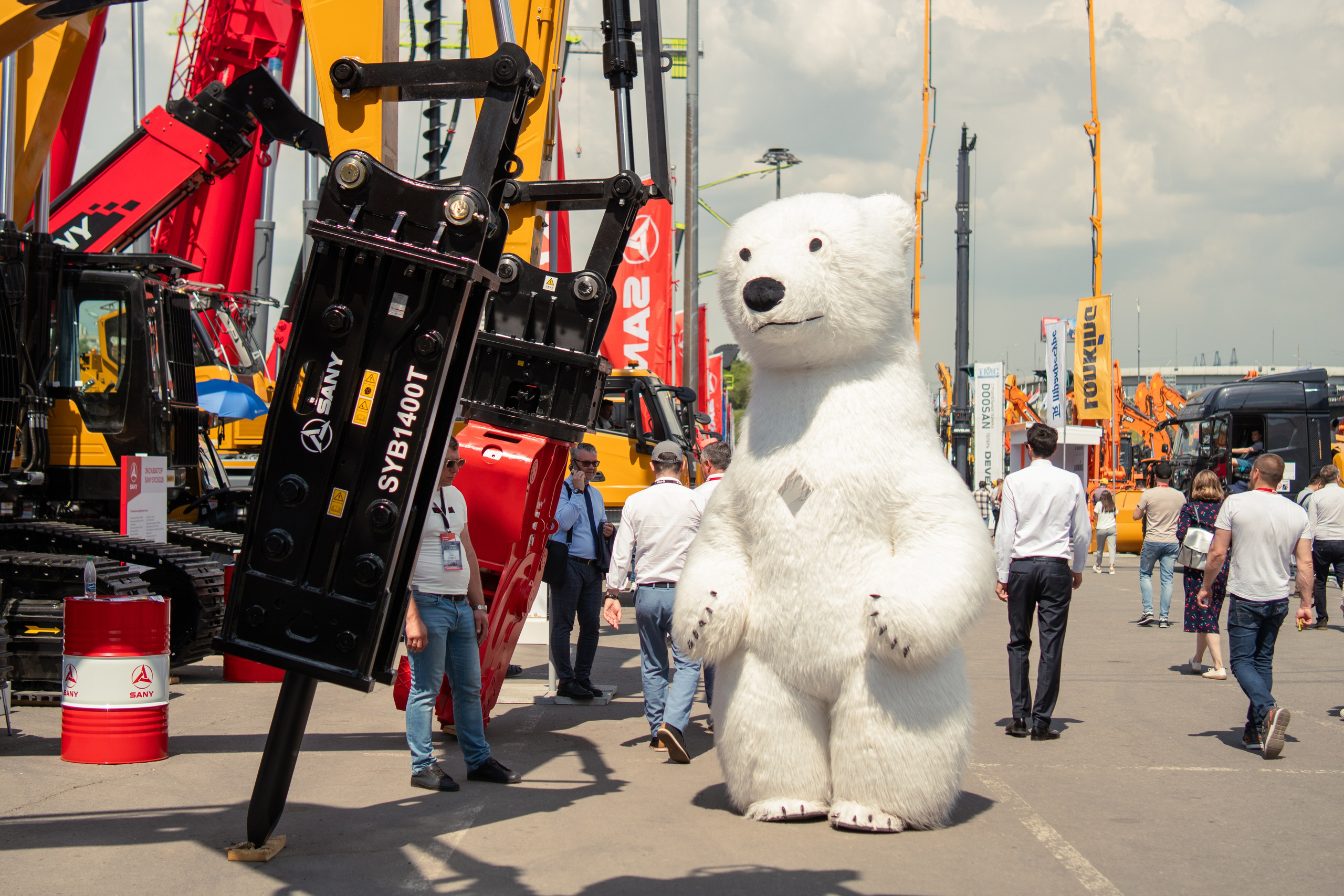 СТТ Expo 24-я международная выставка строительной техники и технологий в России. Фотограф / видеограф в Москве и Сочи Sofia Riversong