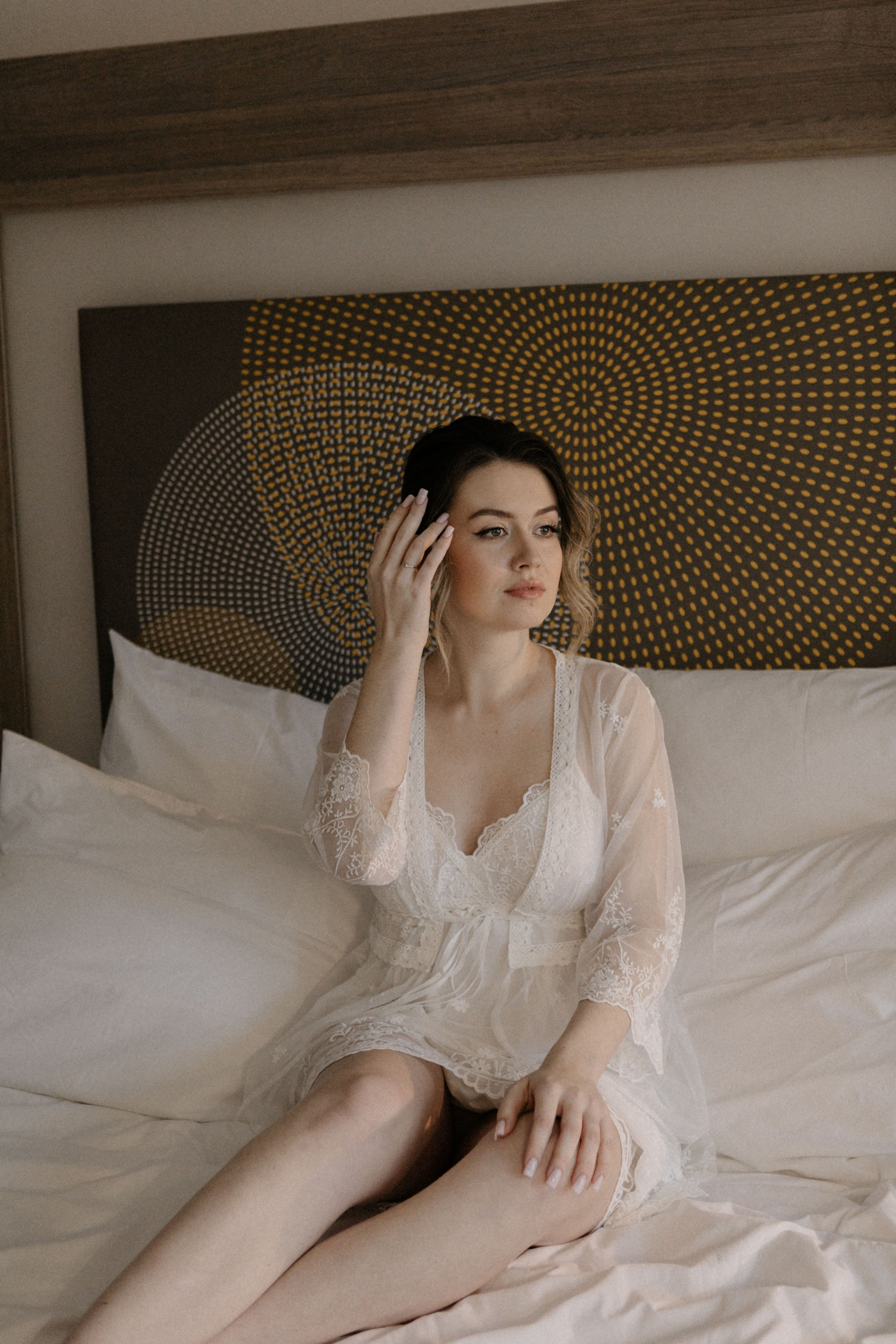 Ксюша и Илья. Утро в отеле роспись в Birds. Свадебный и портретный фотограф в Москве Анастасия Масюк