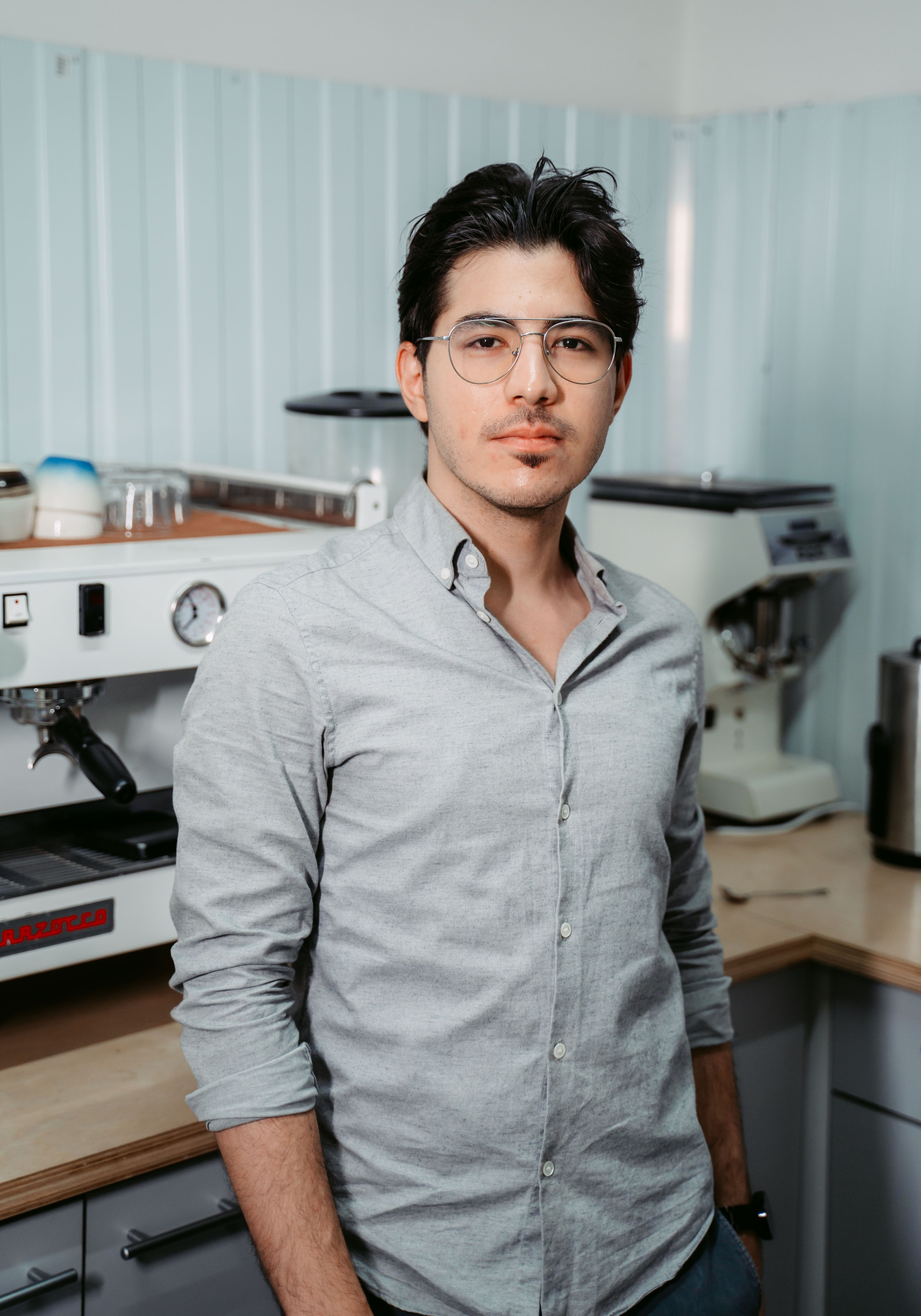 Ботаника / команда и предприятие кофейни из Казани. Саша Копылов, фотограф в Казани