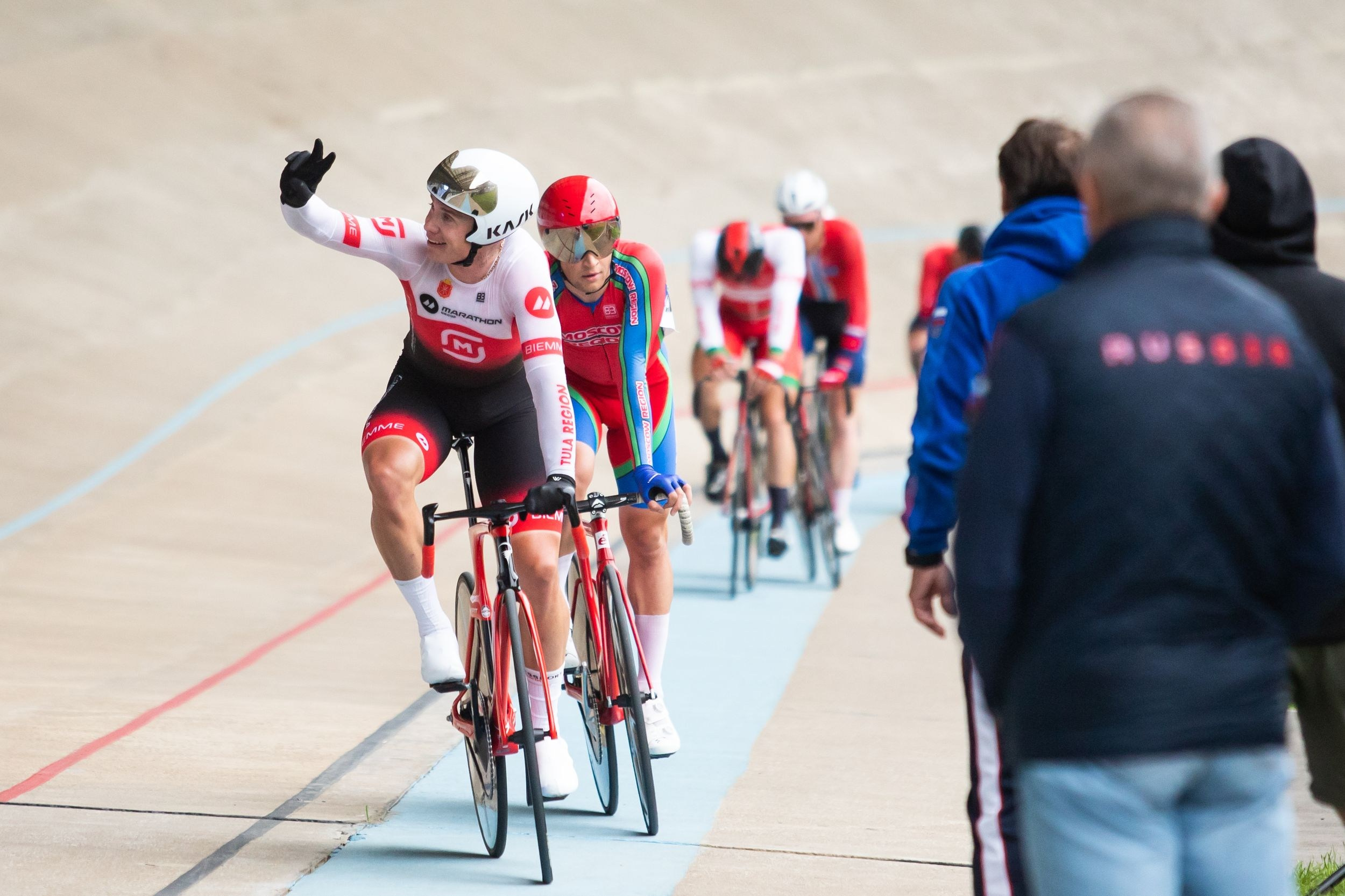 Соревнования по велоспорту «Большой приз Тулы» (19 мая 2023). Репортажный фотограф Алексей Пирязев