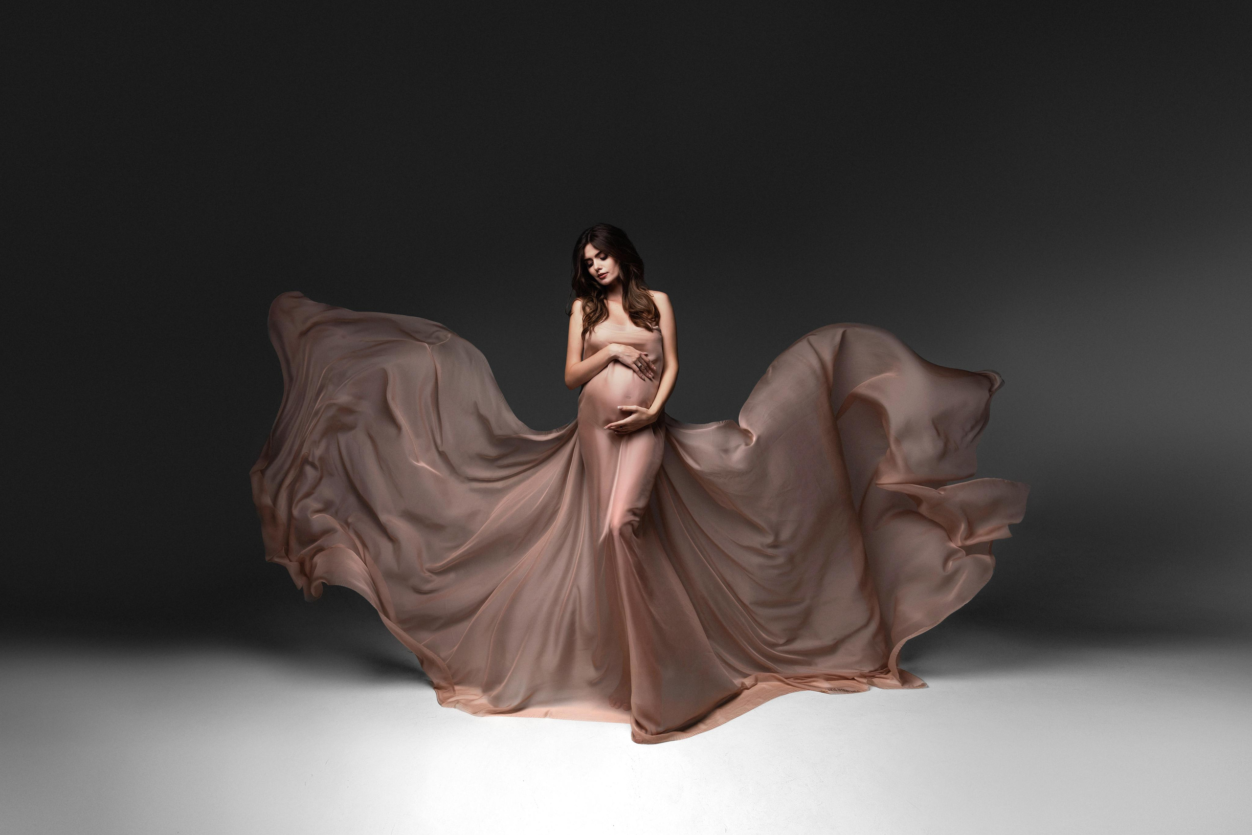 Фотограф беременности в стиле минимализм г. Сочи Илина Гринева