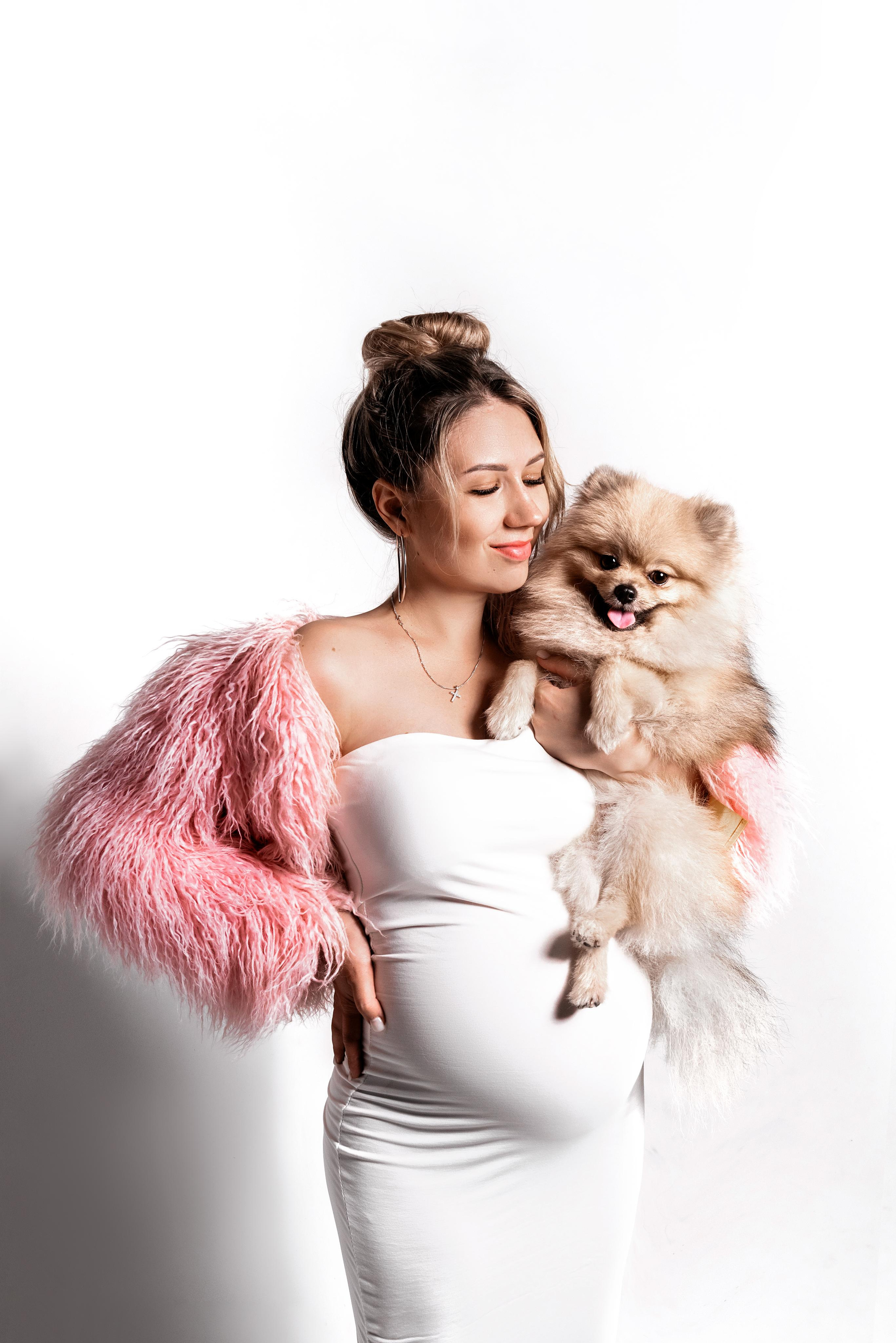 Беременность. Фотограф беременности в стиле минимализм г. Сочи Илина Гринева