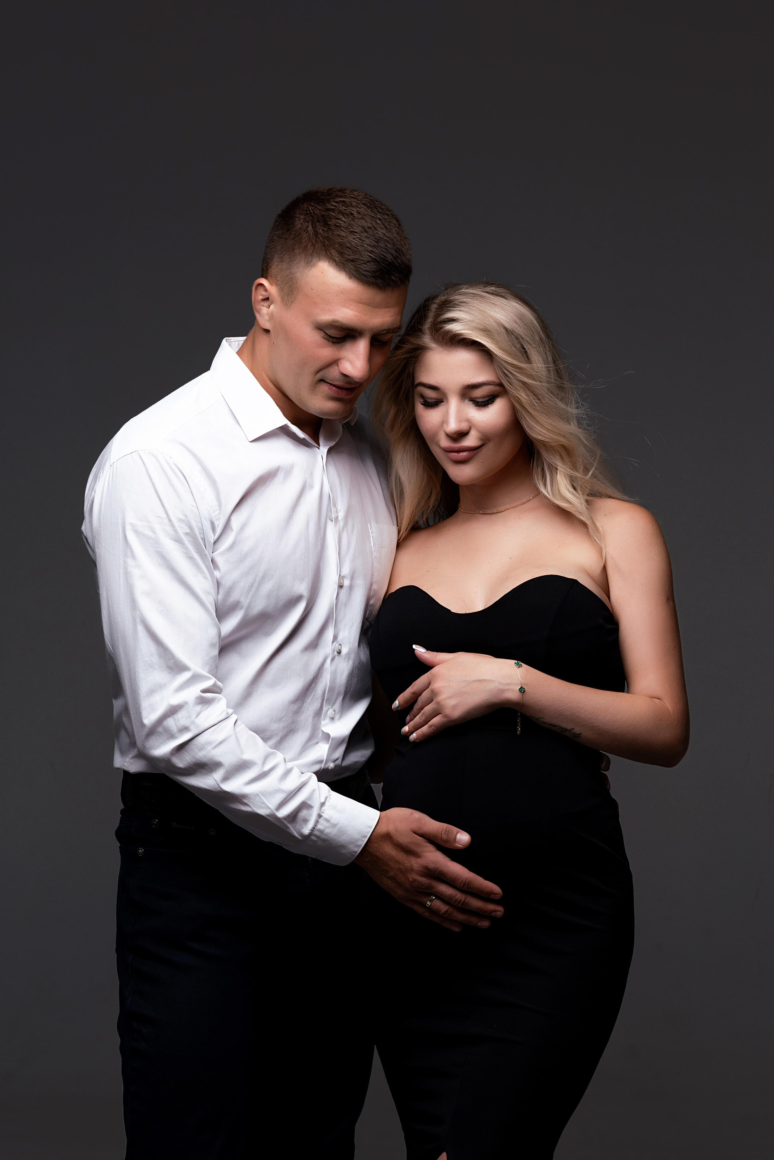 Беременность. Фотограф беременности в стиле минимализм г. Сочи Илина Гринева